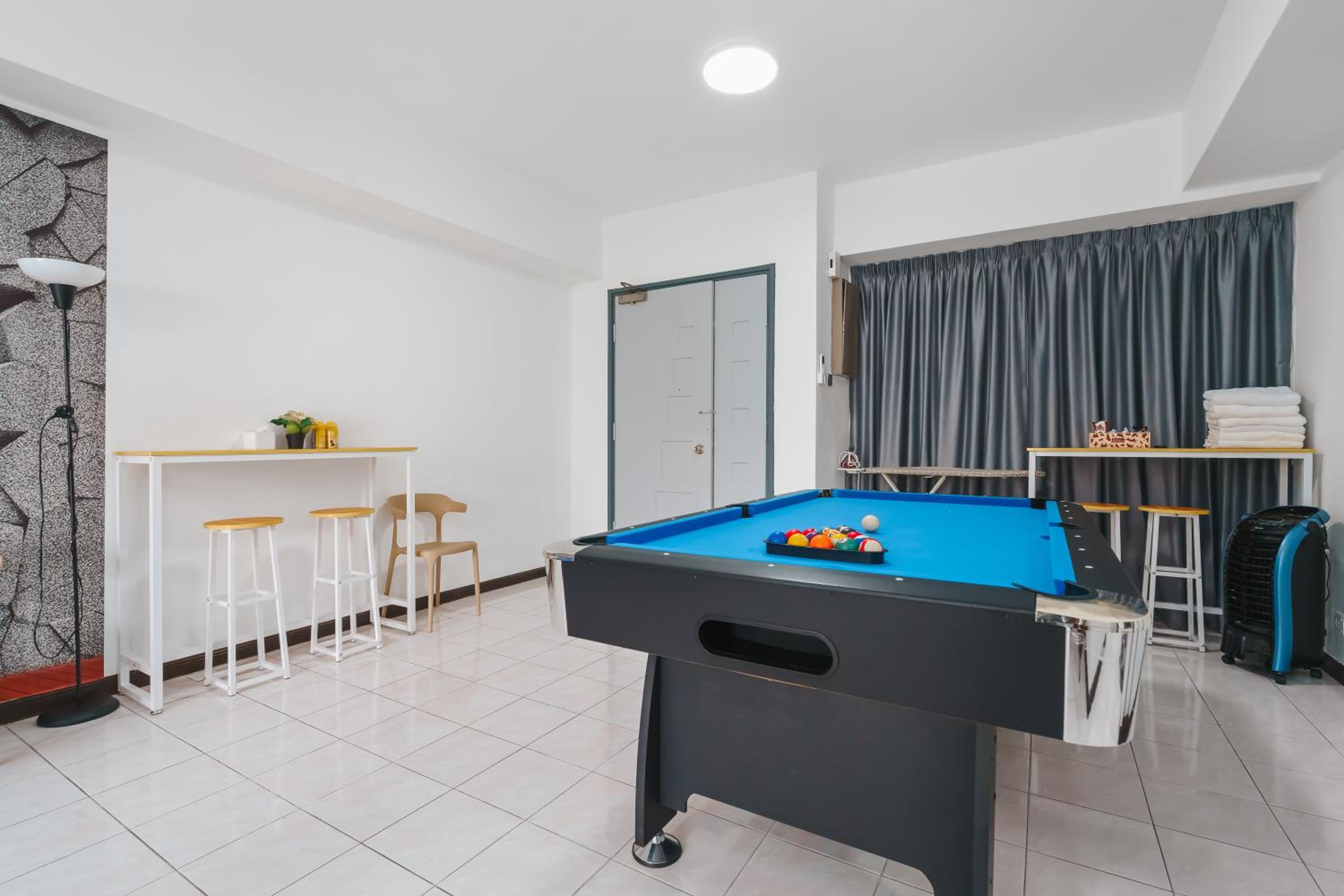 Plaza Berjaya Apt Bukit Bintang with Pool Table