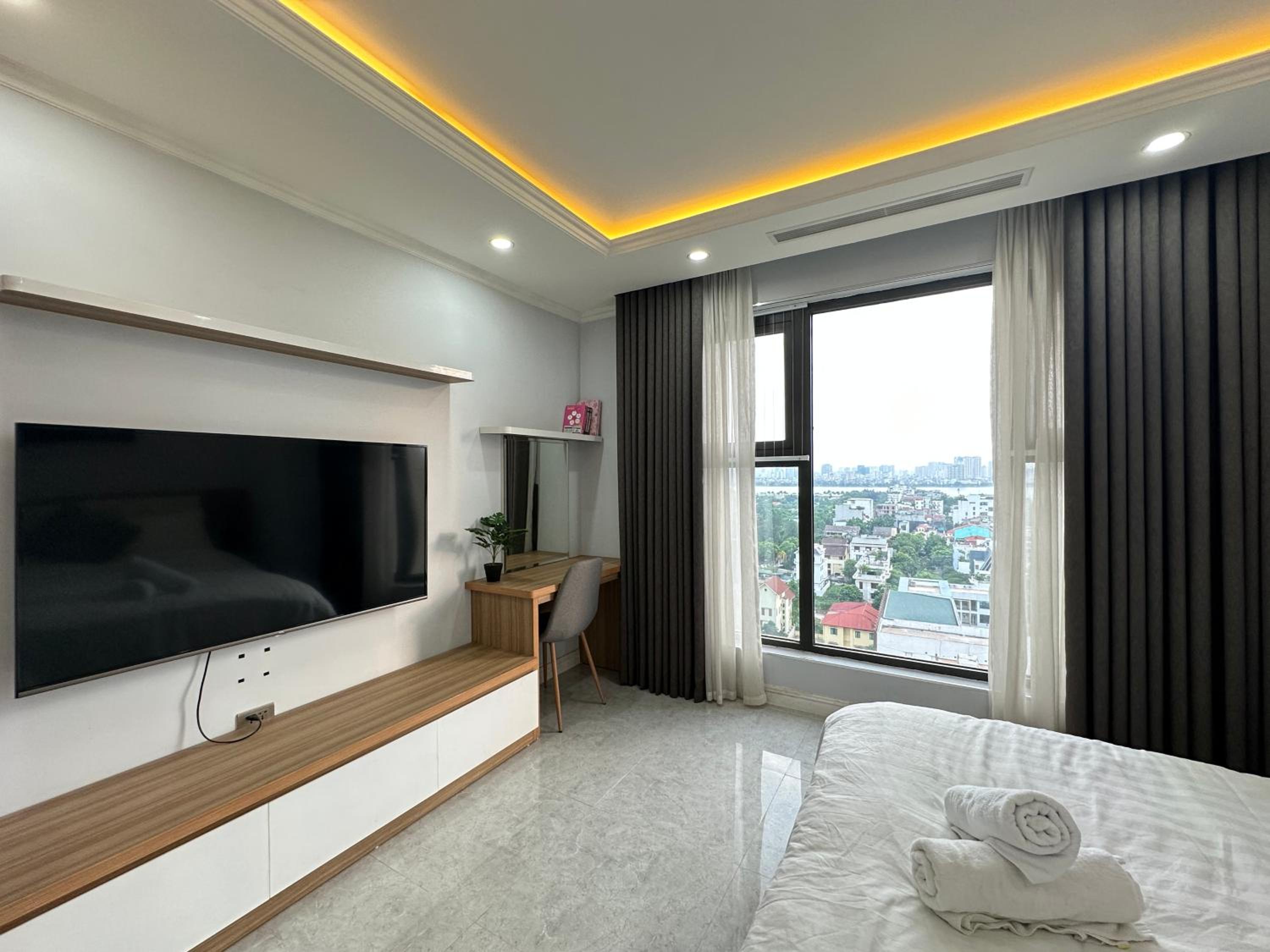 Hanoi Westlake Homestay in D'Le Roi Soleil Building