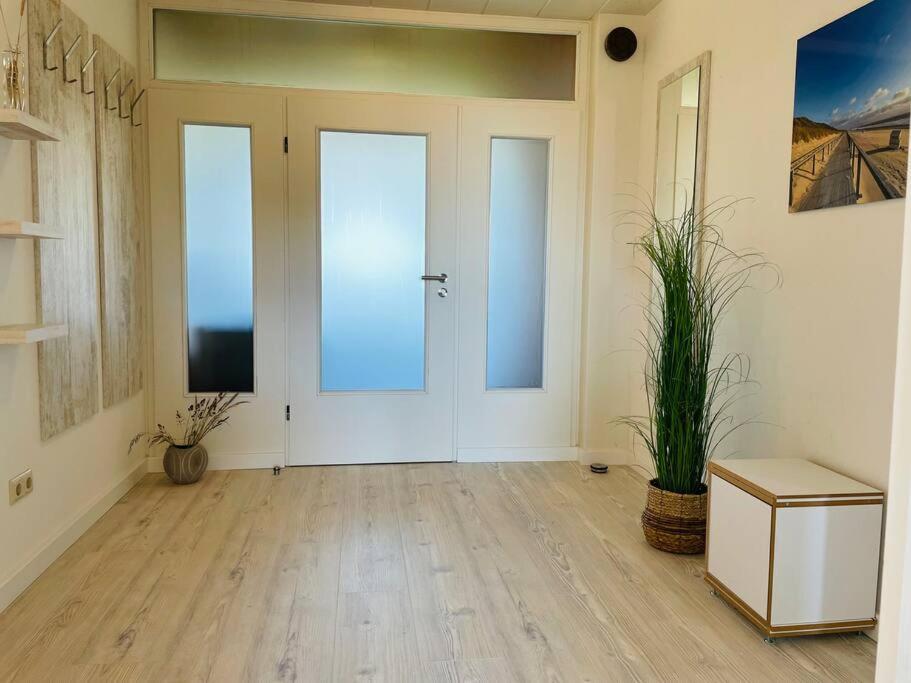 Düne 77 Moderne Ferienwohnung