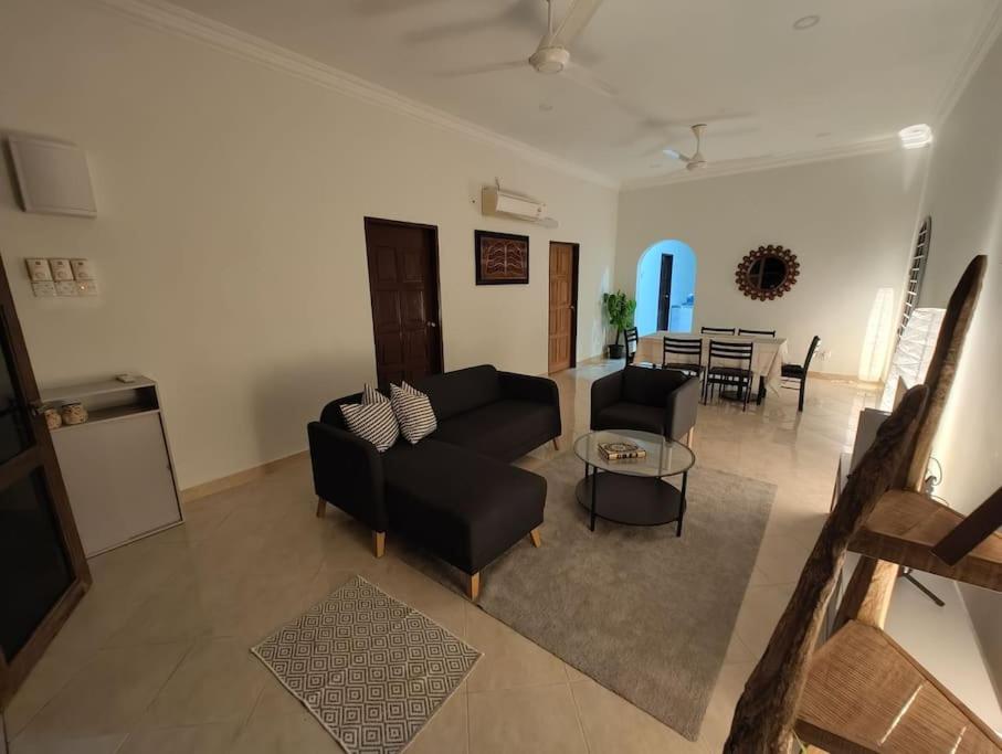 IKHSHANA NATURE HILLSIDE HOME