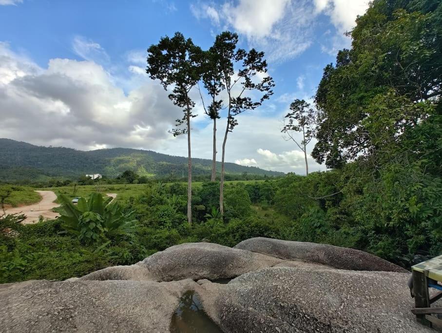 IKHSHANA NATURE HILLSIDE HOME