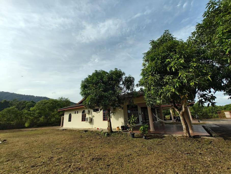 IKHSHANA NATURE HILLSIDE HOME