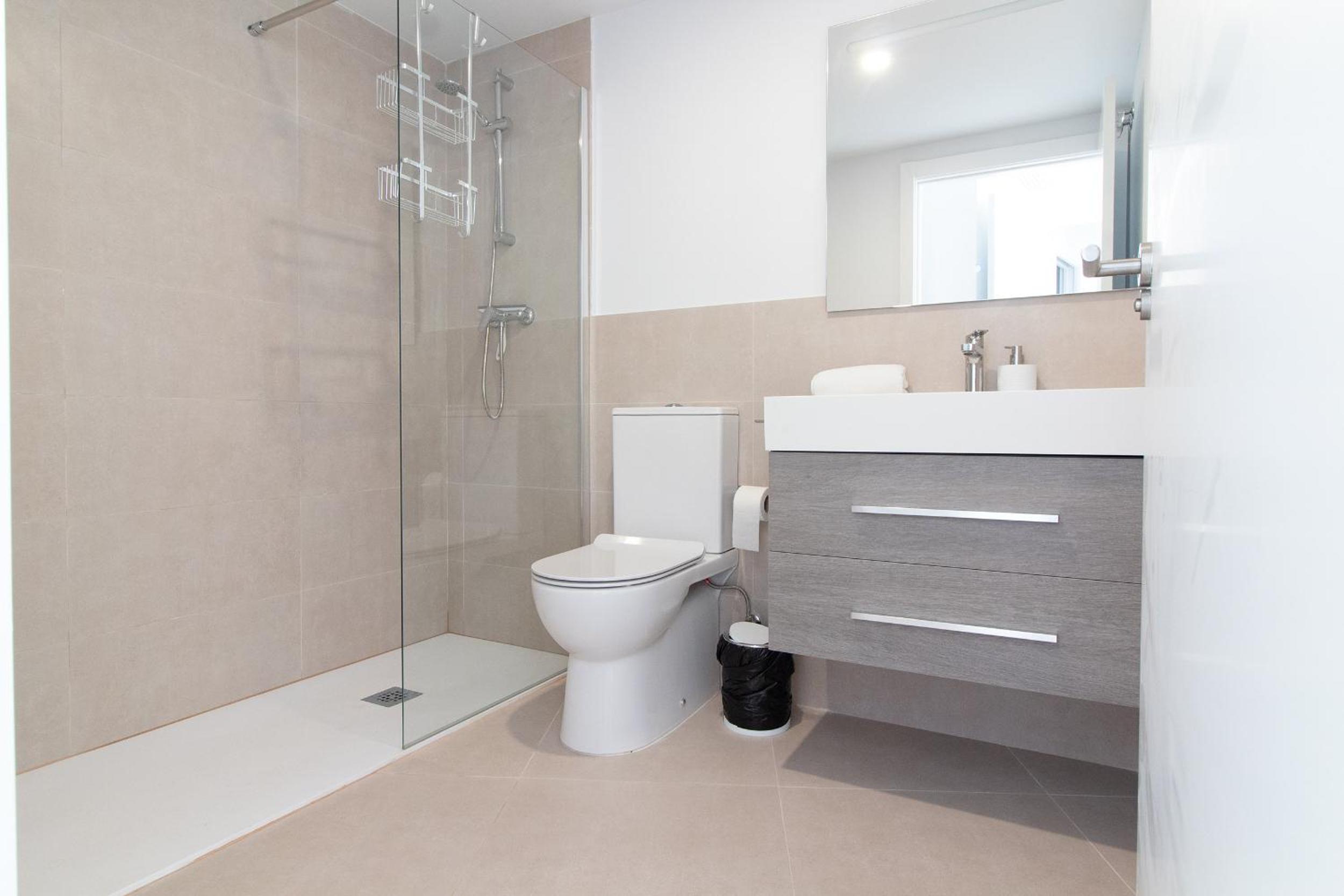 Global Vacacional, Nuevo apartamento con terraza en Gran Canet Residencial