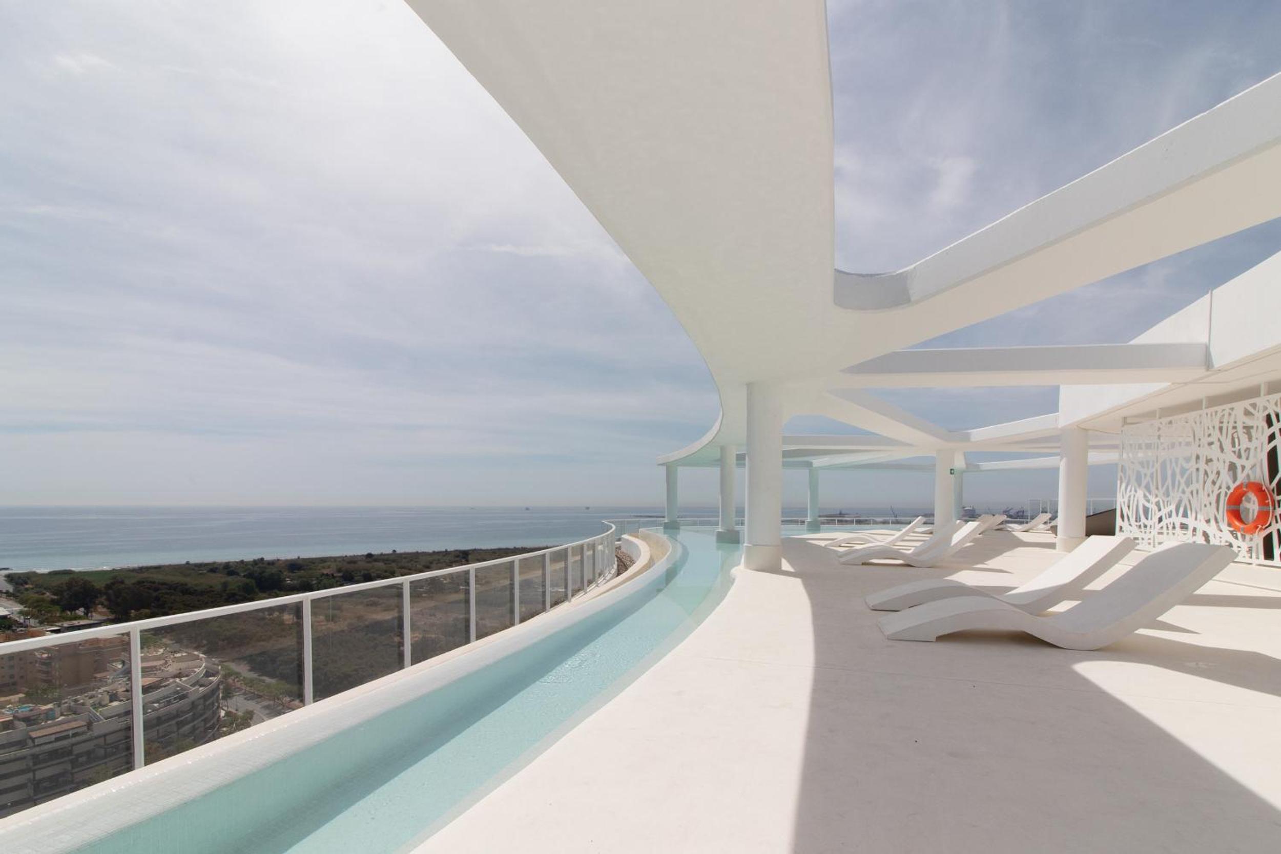 Global Vacacional, Nuevo apartamento con terraza en Gran Canet Residencial
