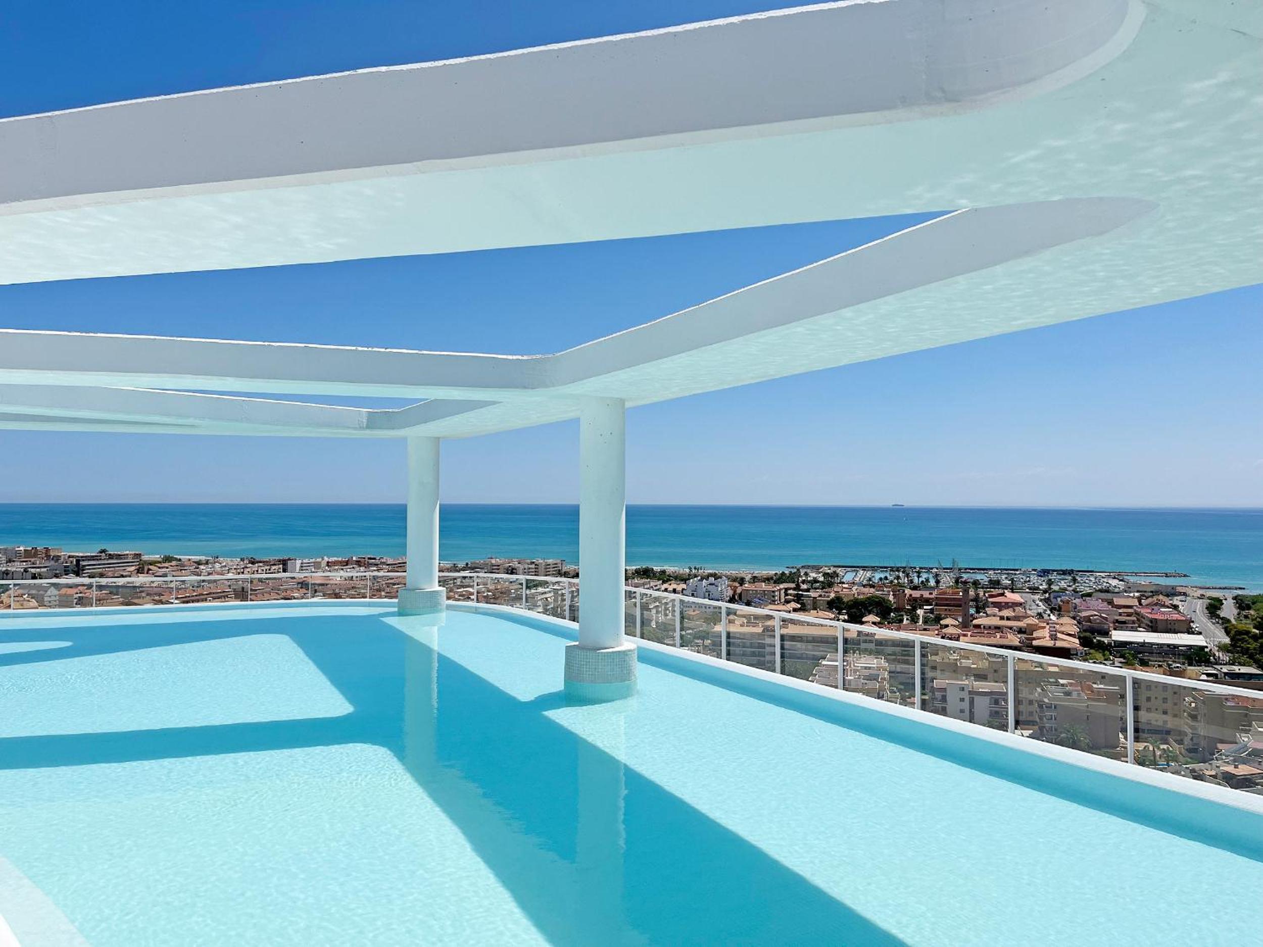 Global Vacacional, Nuevo apartamento con terraza en Gran Canet Residencial