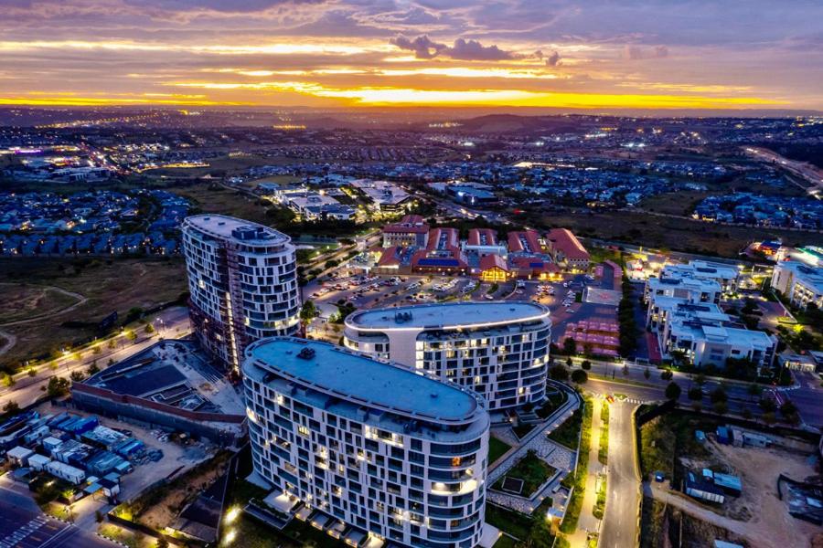 Hotel Upmarket Executive Luxury Apartment - Image 1