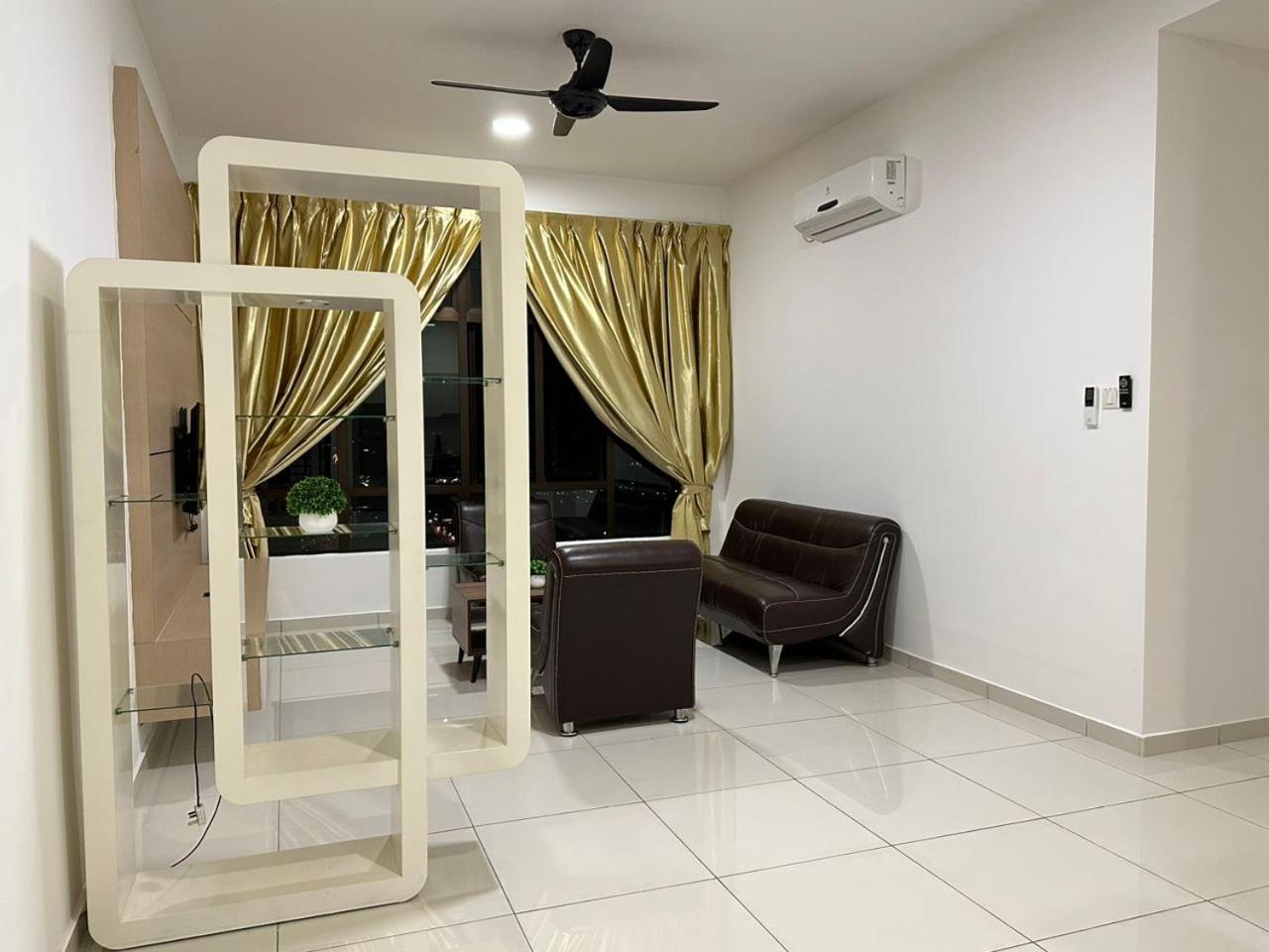 DSummit City View High Floor 5-6 Pax Netflix WiFi
