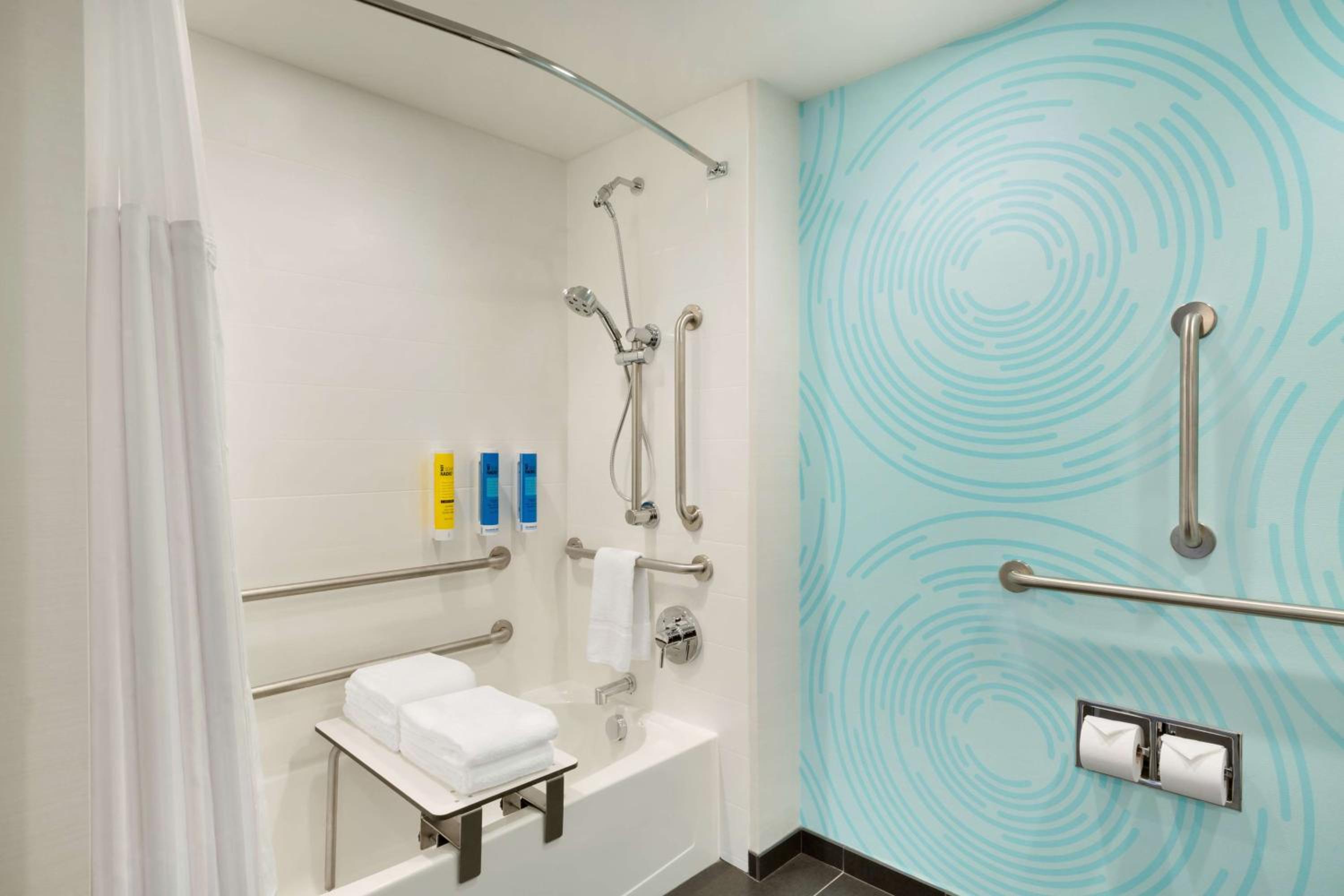 Cheyenne Vacations - Tru By Hilton Cheyenne - Property Image 5