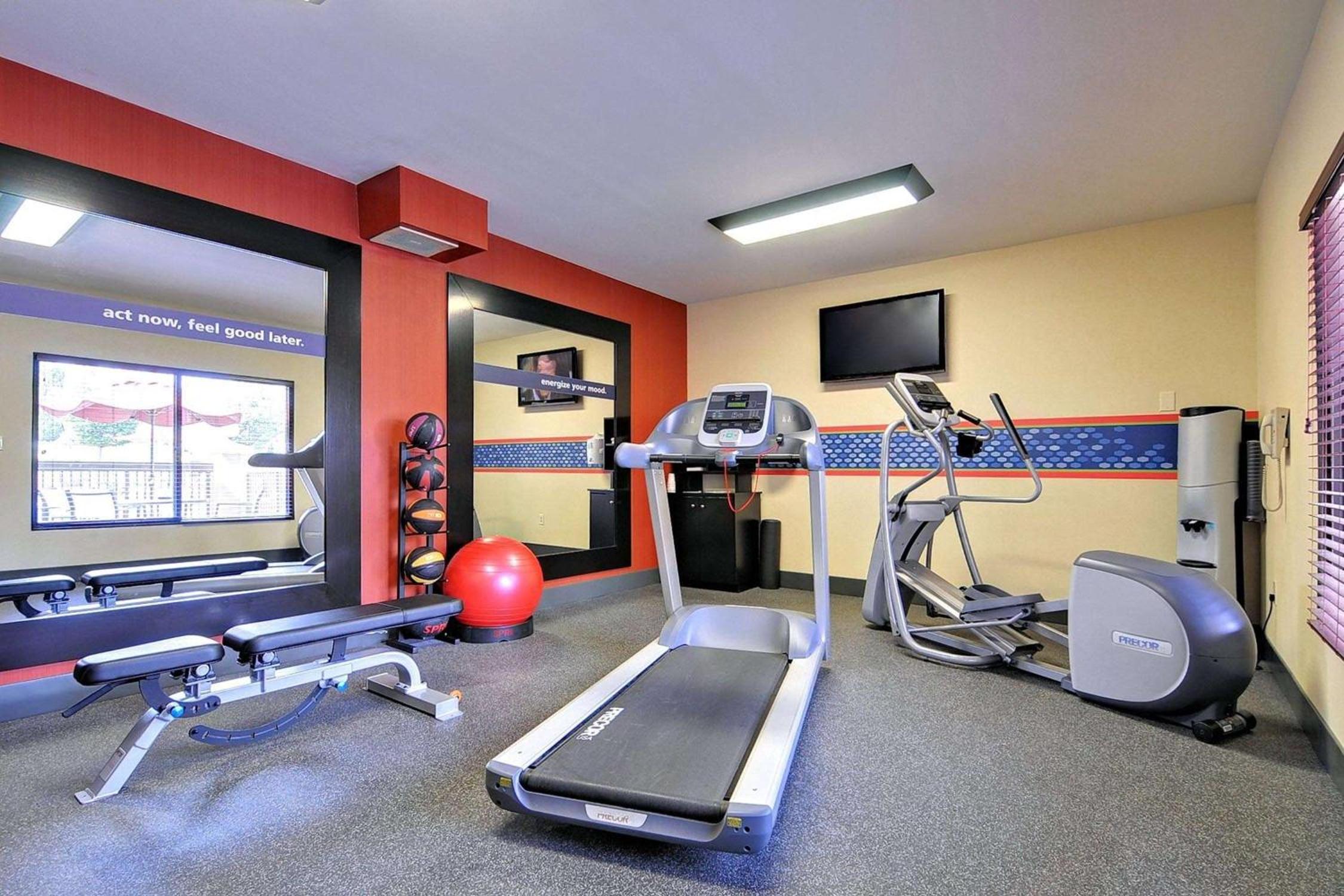 Hampton Inn Eden - Property Image 1