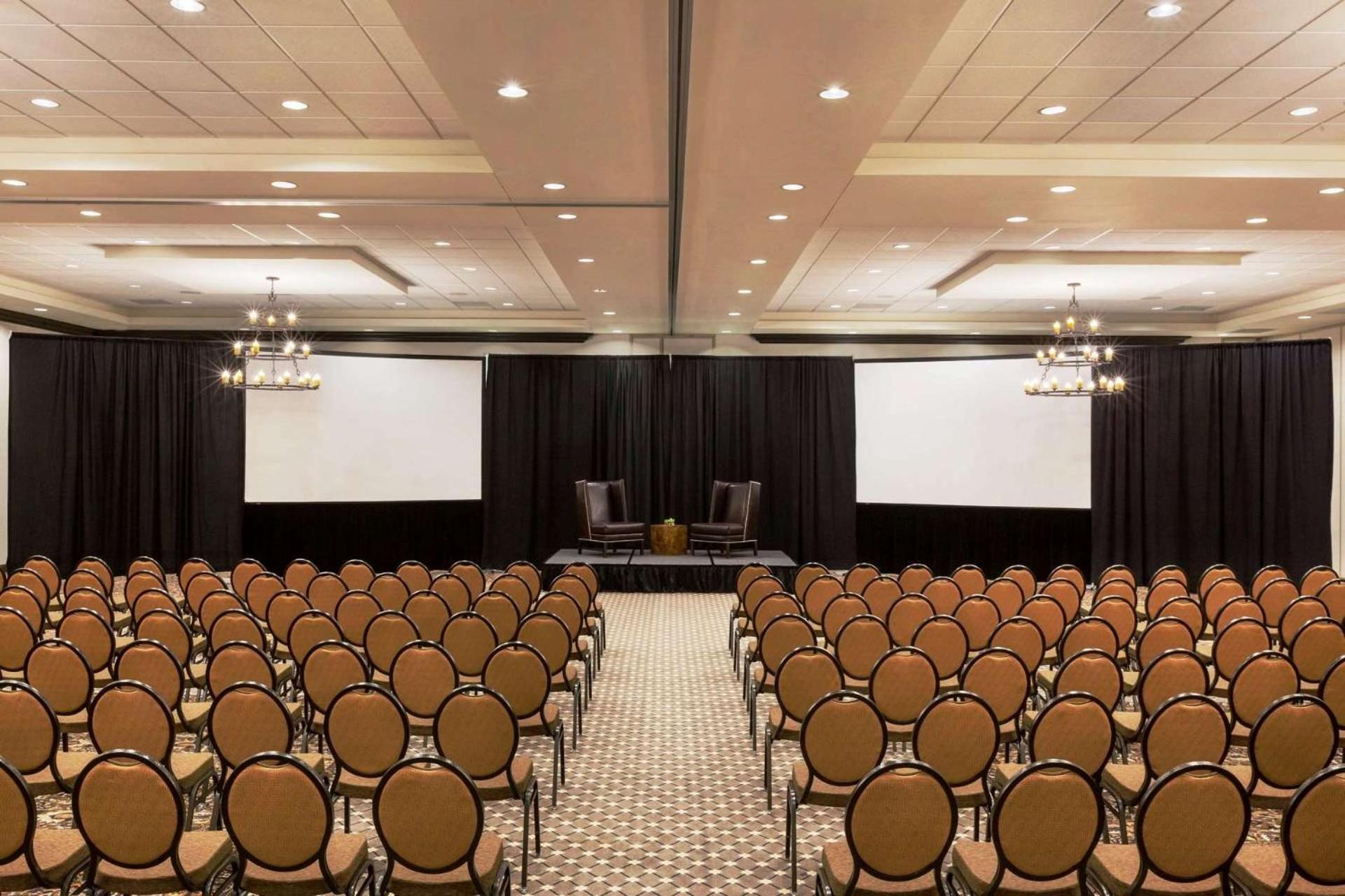 San Francisco Vacations - Hilton Garden Inn Denison/Sherman/At Texoma Event Center - Property Image 8
