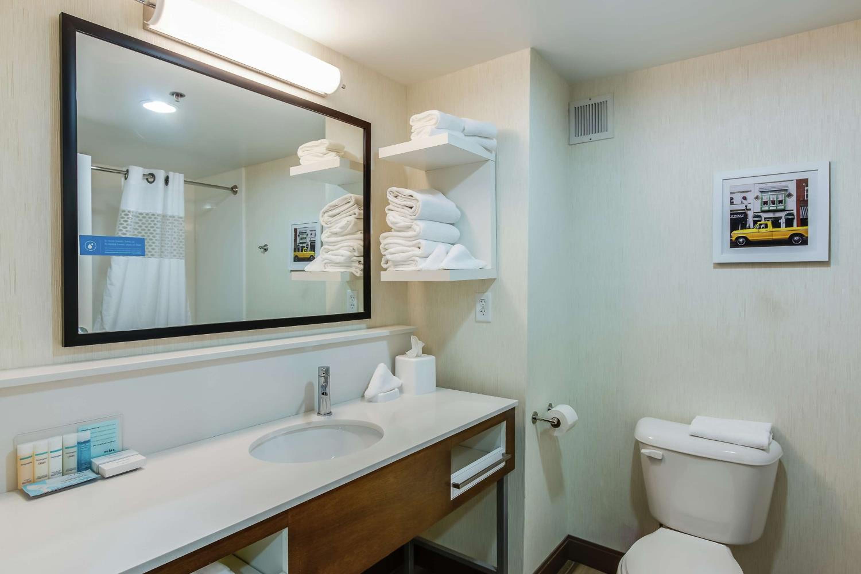 Dickson Vacations - Hampton Inn Dickson - Property Image 7