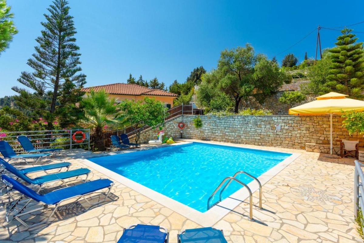 Dolphin Villa 2 view 3