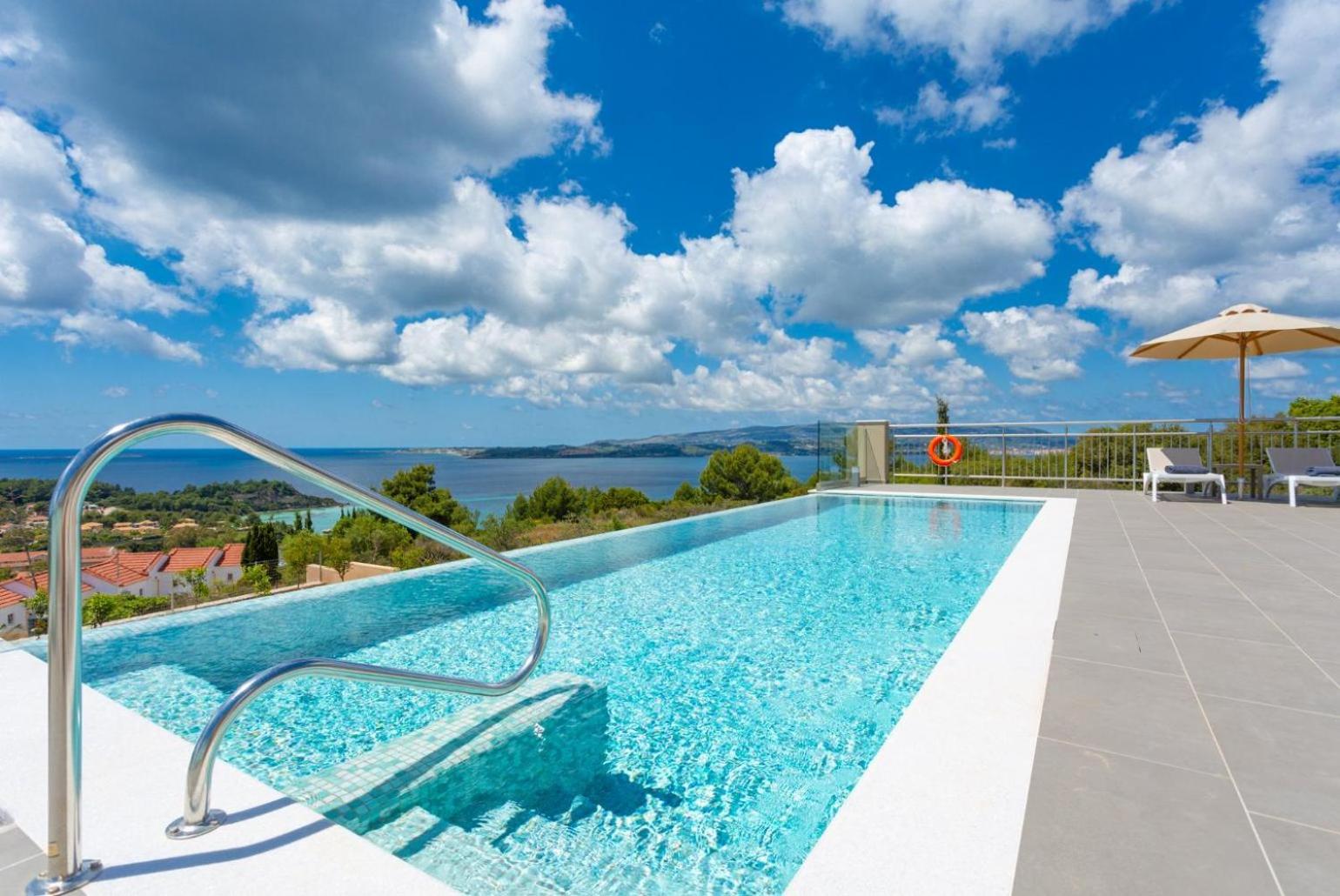 Villa Lassi Fos view 3