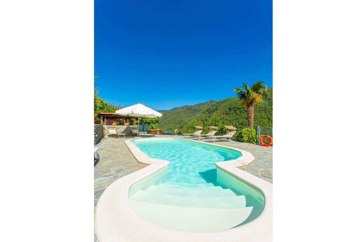 Villa Casale Le Selve Large Private Pool WiFi view 5