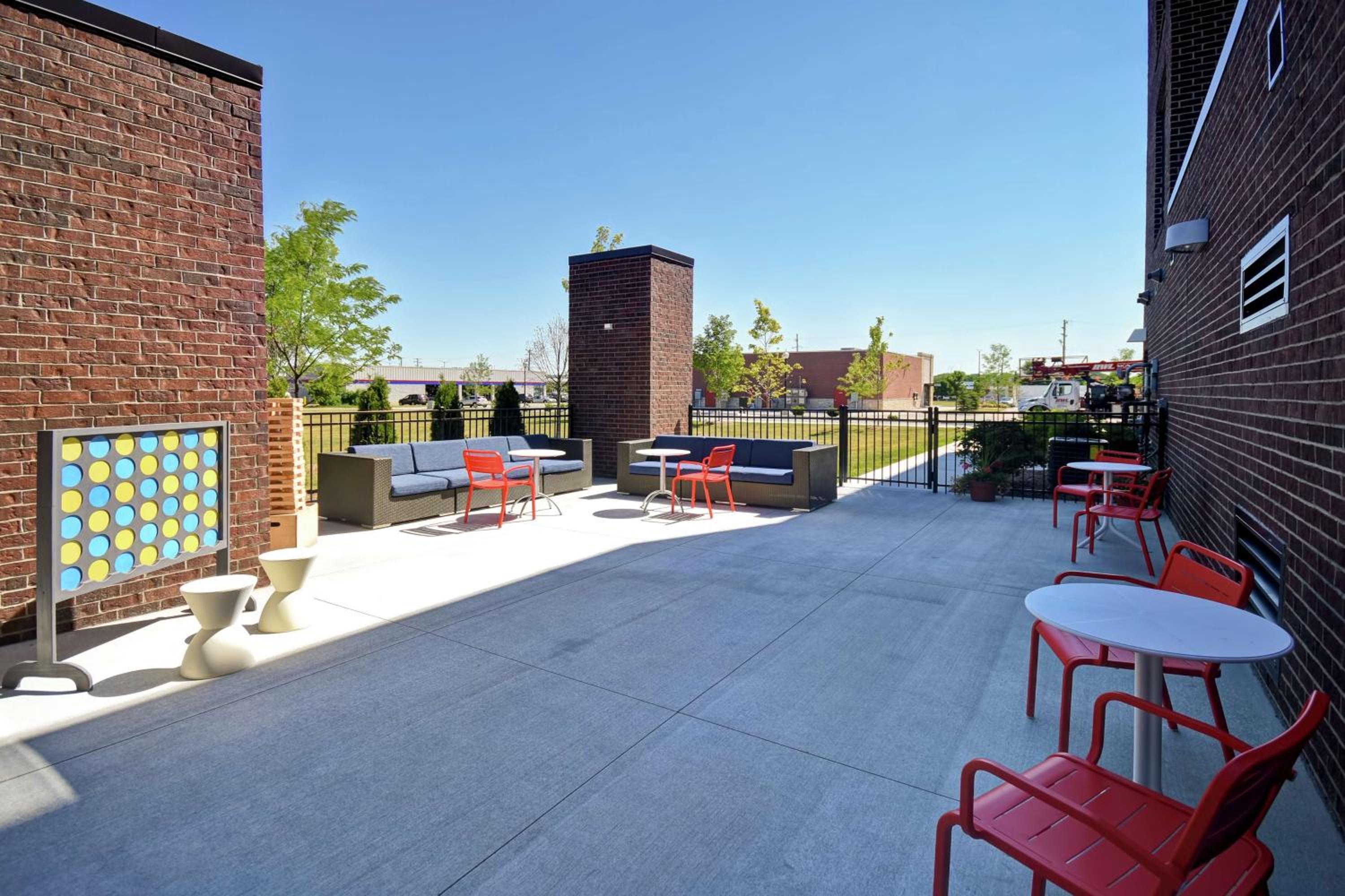 Detroit Vacations - Tru By Hilton Sterling Heights Detroit - Property Image 5