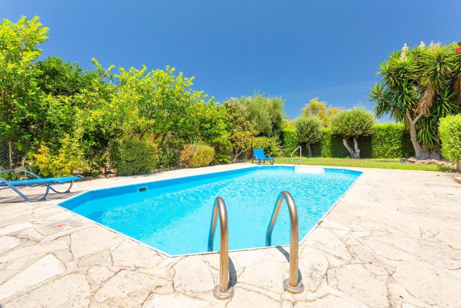 Sun Beach Villa Thio view 5