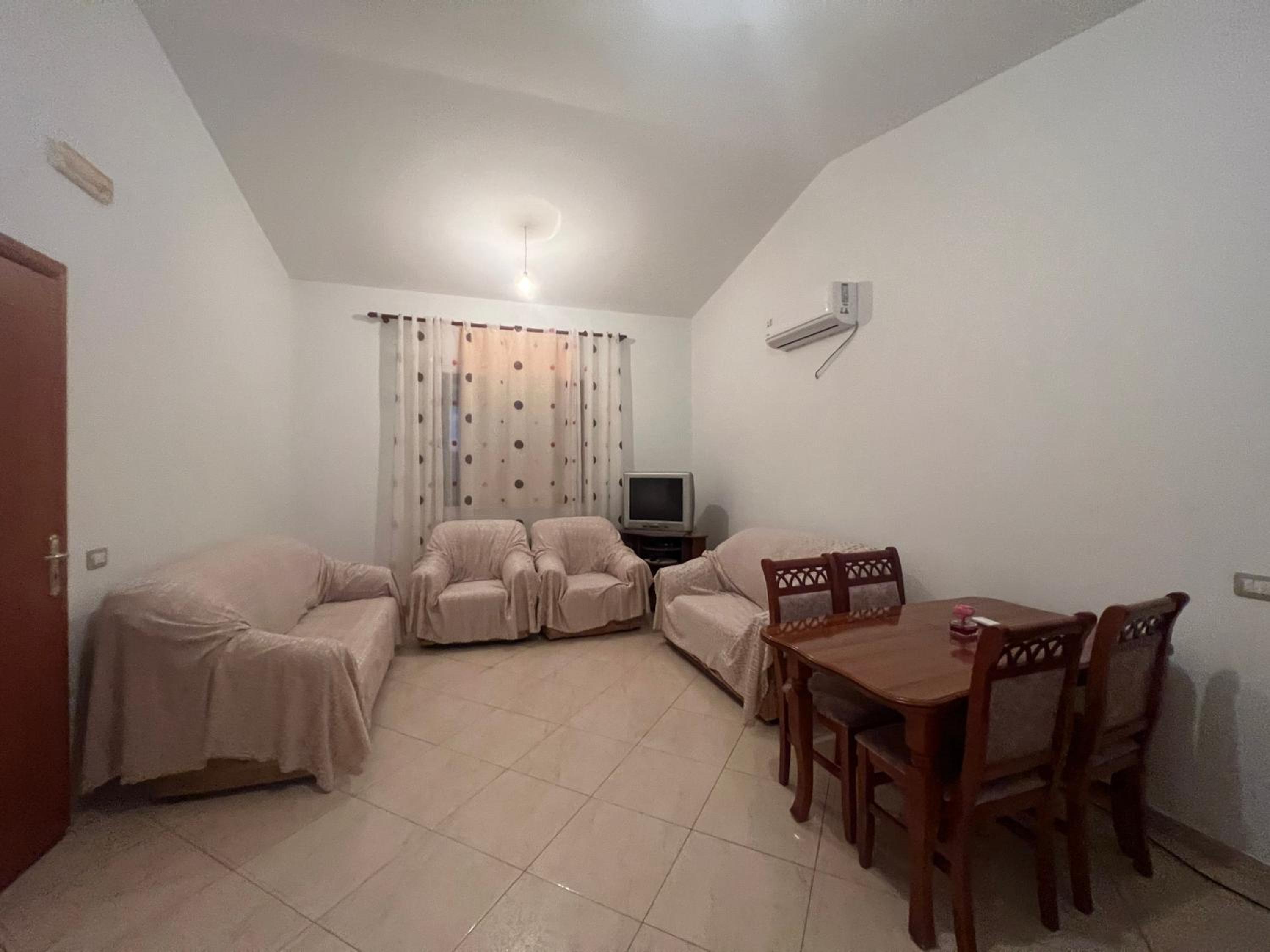Cela House
