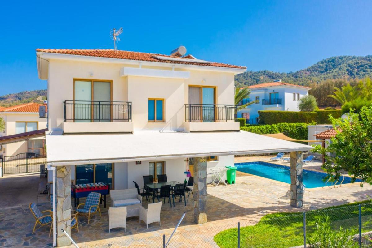 Argaka Sunset Villa view 3