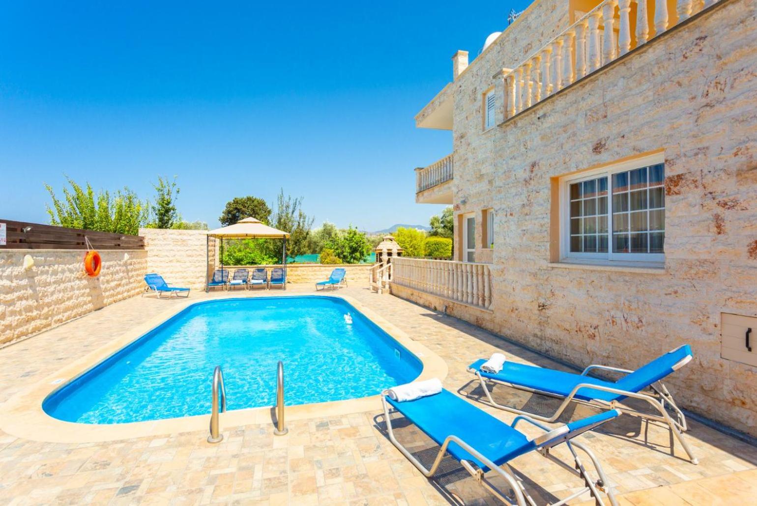 Villa Prodromi Large Private Pool AC WiFi view 3