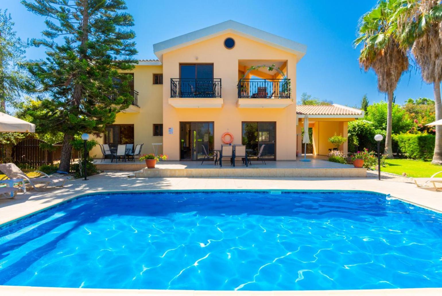 Villa Halima Stefanos view 3