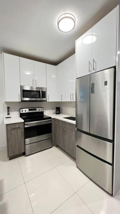 Stanza Hearth of Miami Design District and Wynwood, Parking, Laundry, Workstation, Fully equipped Apts, 24/7 Guest support #2