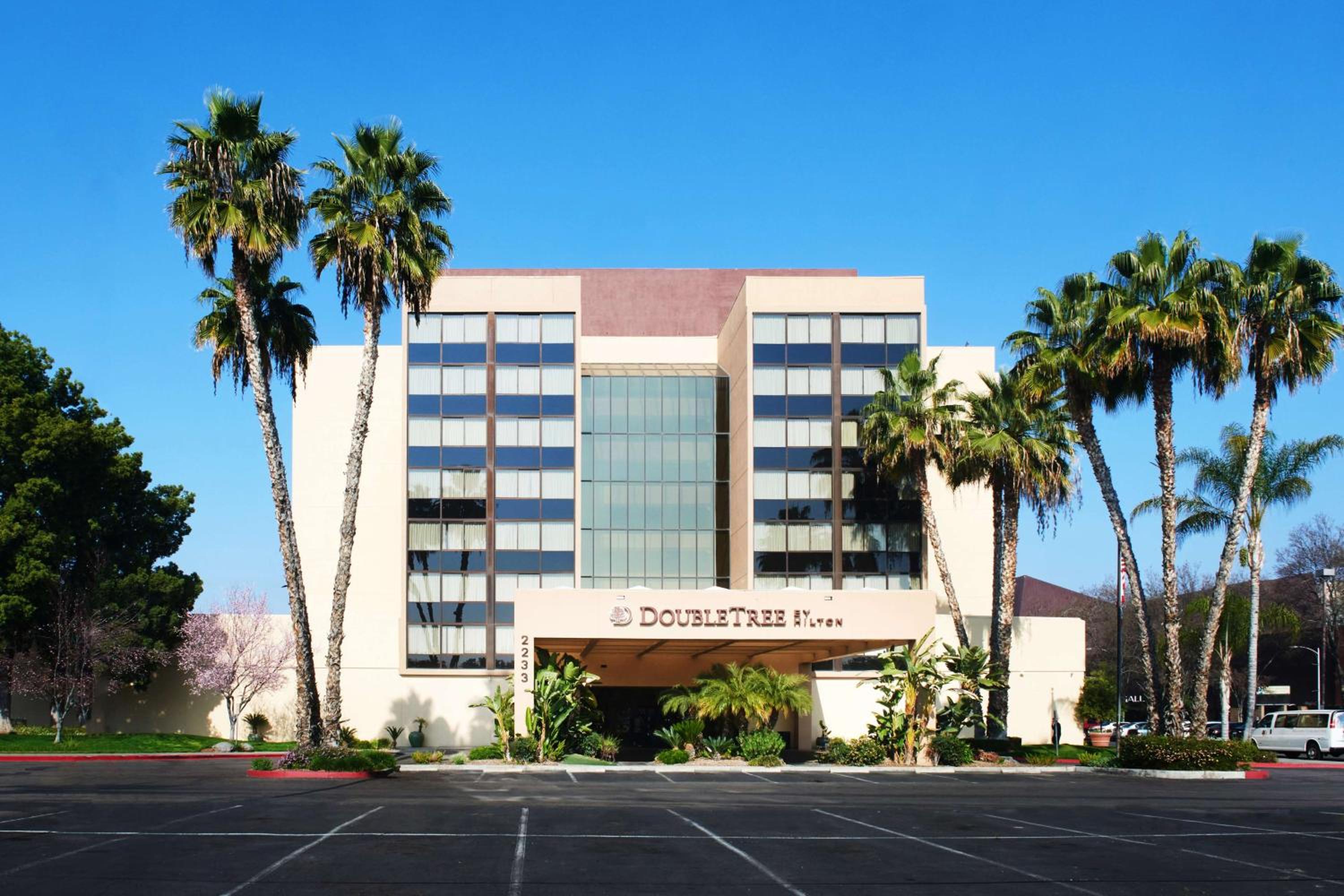 Hotel DoubleTree by Hilton Fresno Convention Center