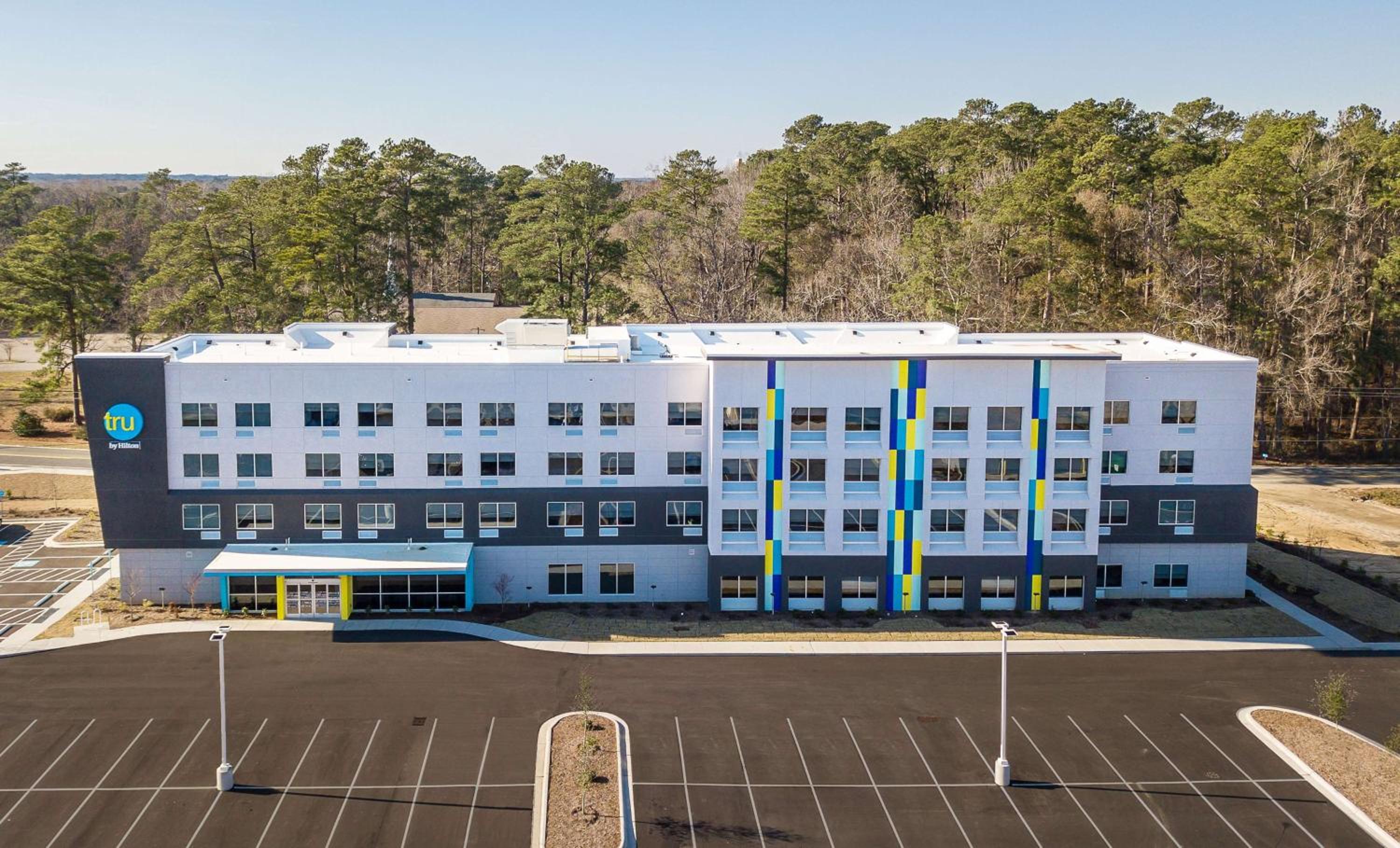 Fayetteville Vacations - Tru by Hilton Fayetteville I-95 - Property Image 58