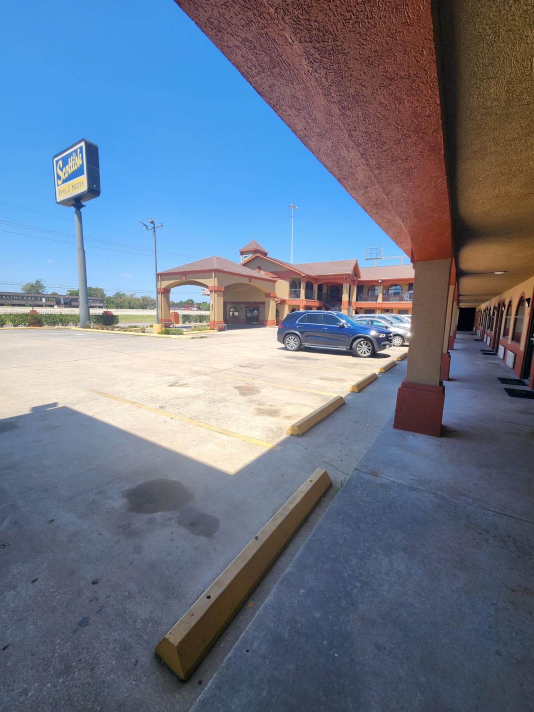 Scottish Inn and Suites Beaumont, photo 47