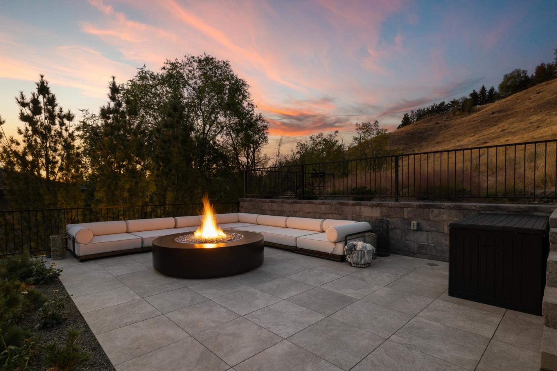 Lux North End Home: Heated Pool/Fire Pit/Theatre view 4
