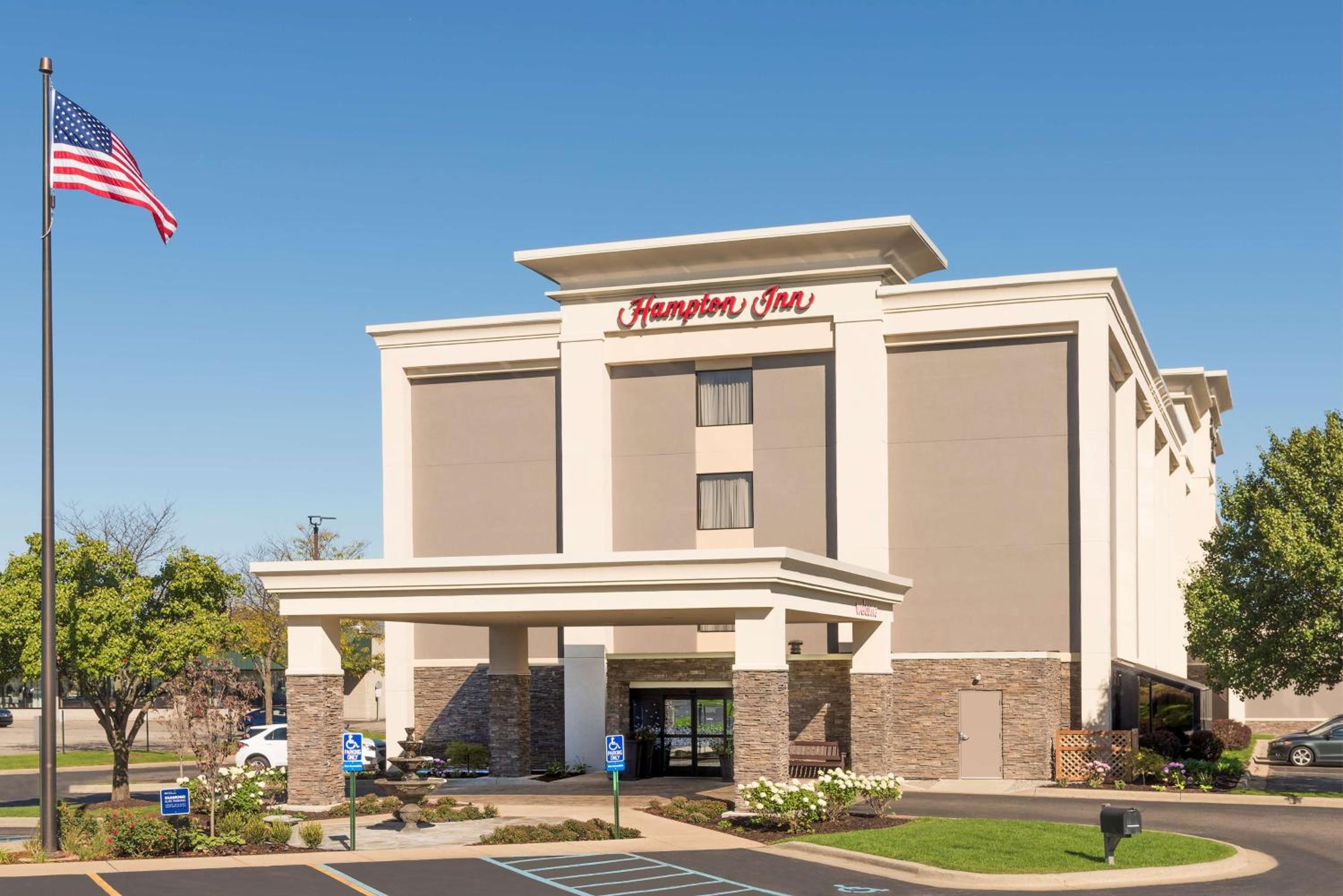 Hotel Hampton Inn Grand Rapids-South - Image 1