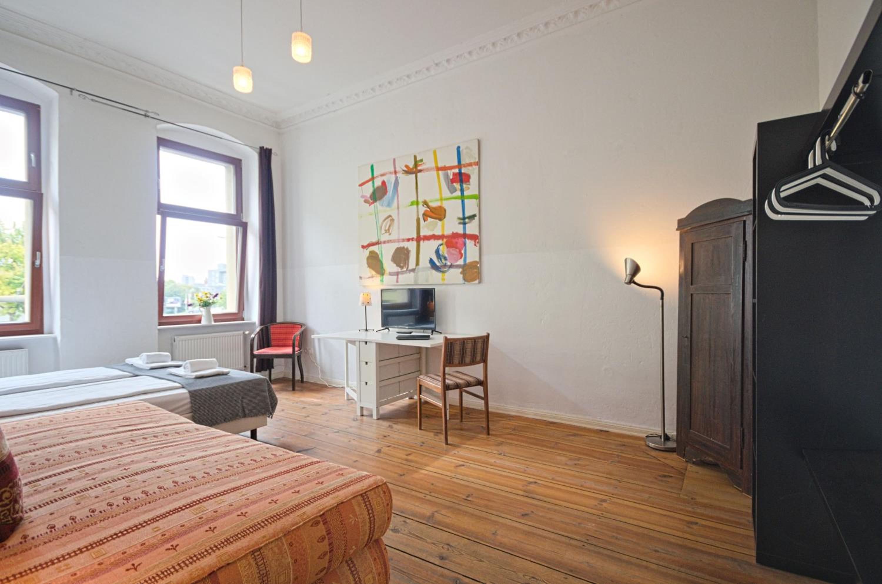 2 Bedroom Apartment (ABEMI)