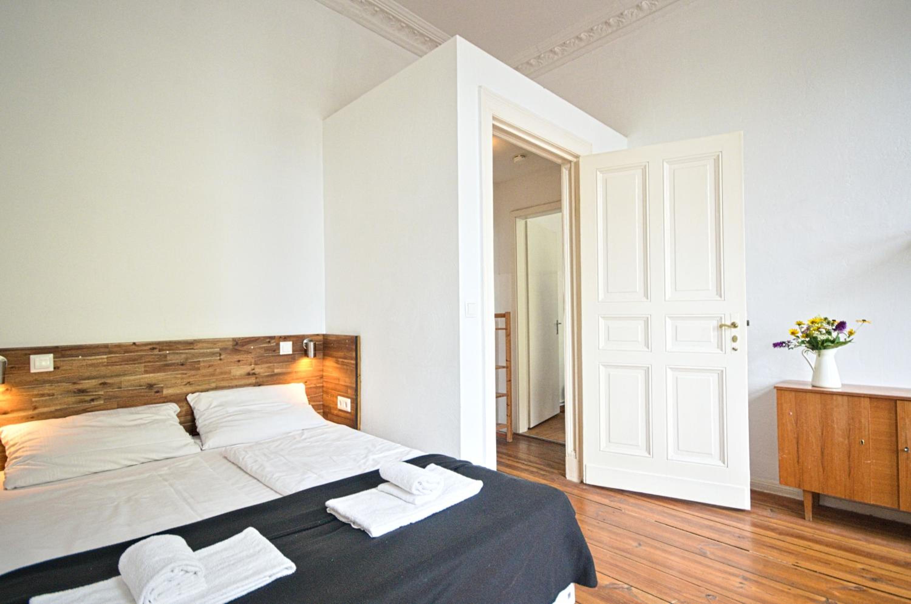 2 Bedroom Apartment (ABEMI)