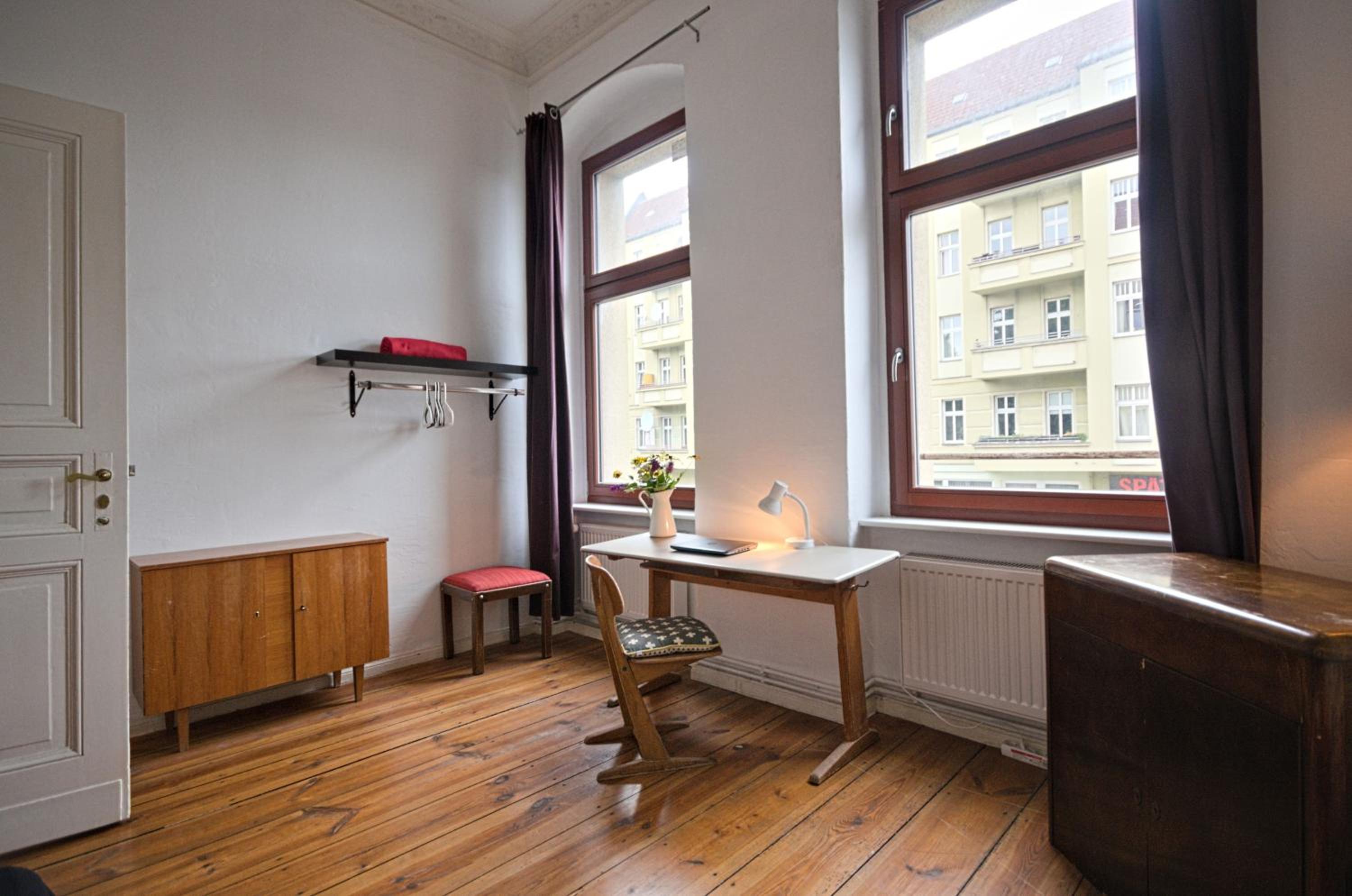 2 Bedroom Apartment (ABEMI)