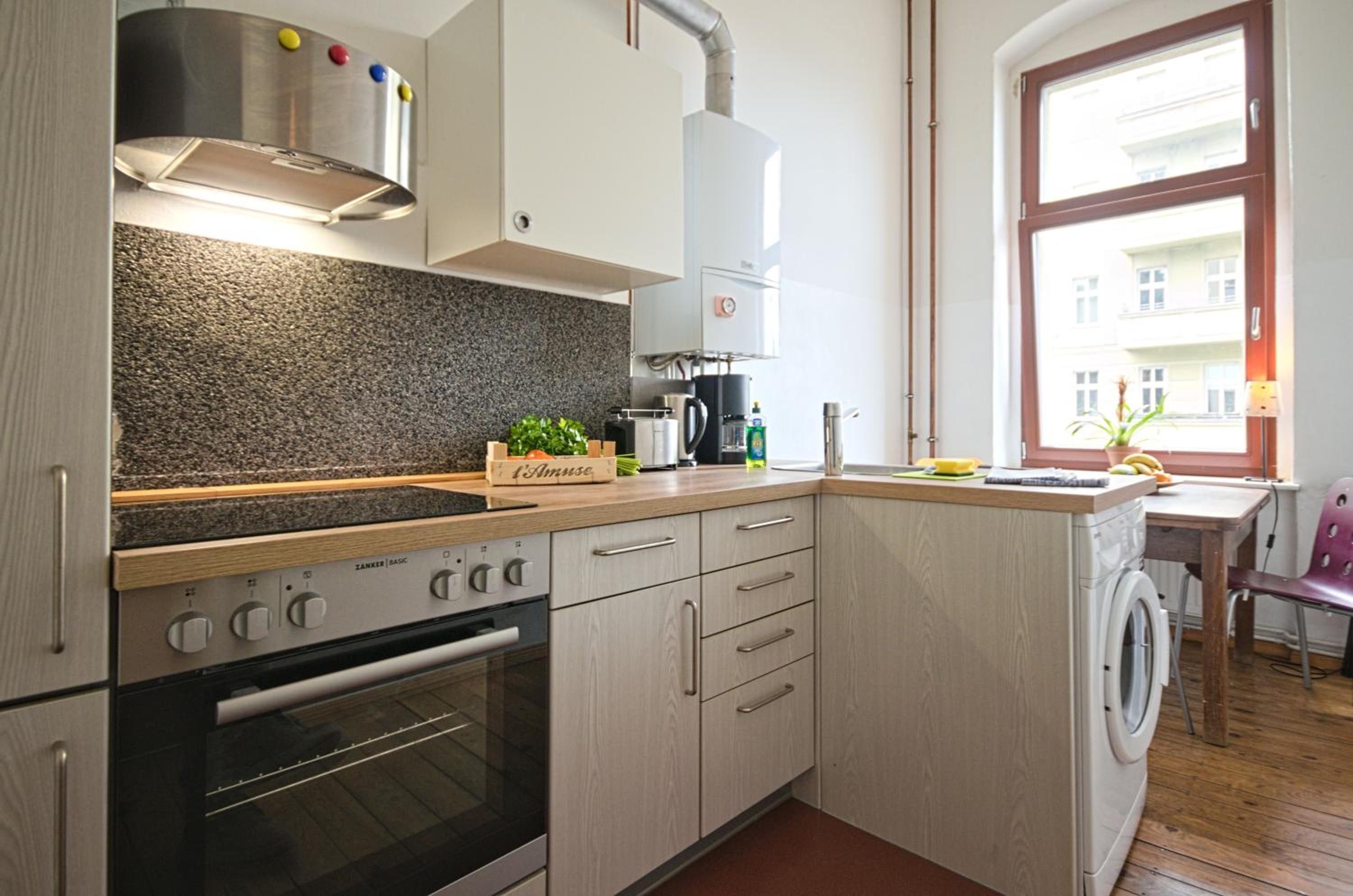 2 Bedroom Apartment (ABEMI)