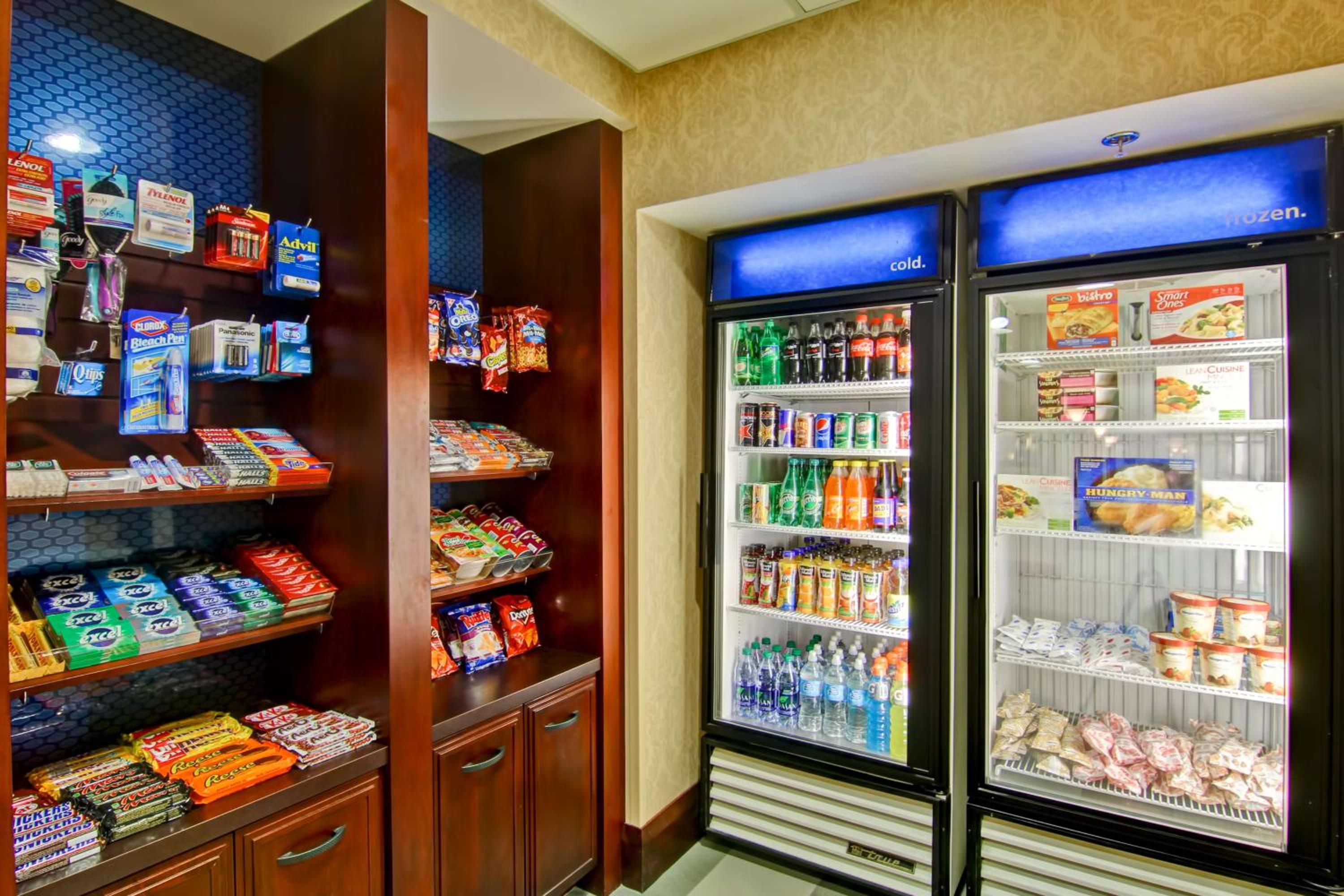 Guelph Vacations - Hampton Inn Suites Guelph - Property Image 16