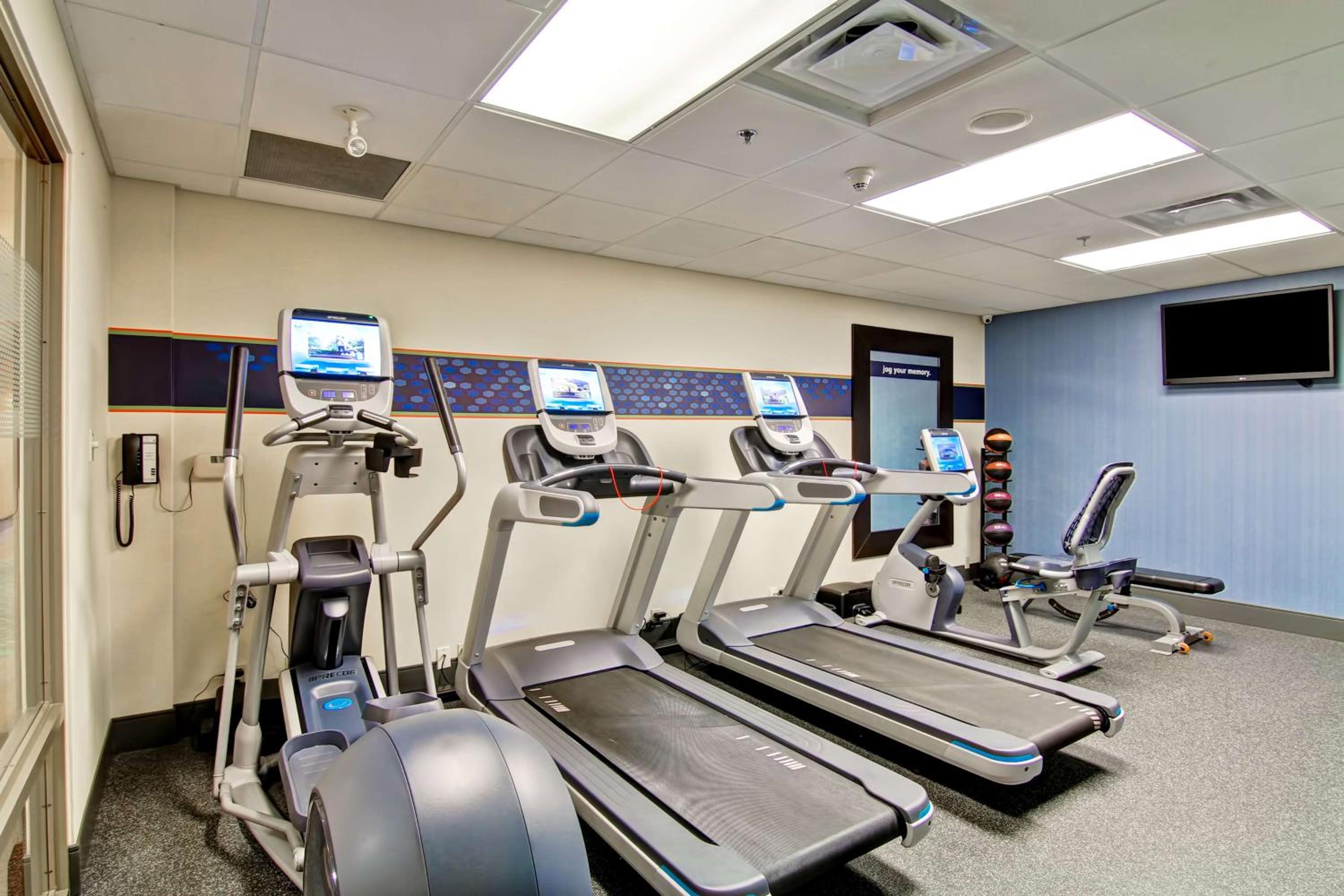 Guelph Vacations - Hampton Inn Suites Guelph - Property Image 6