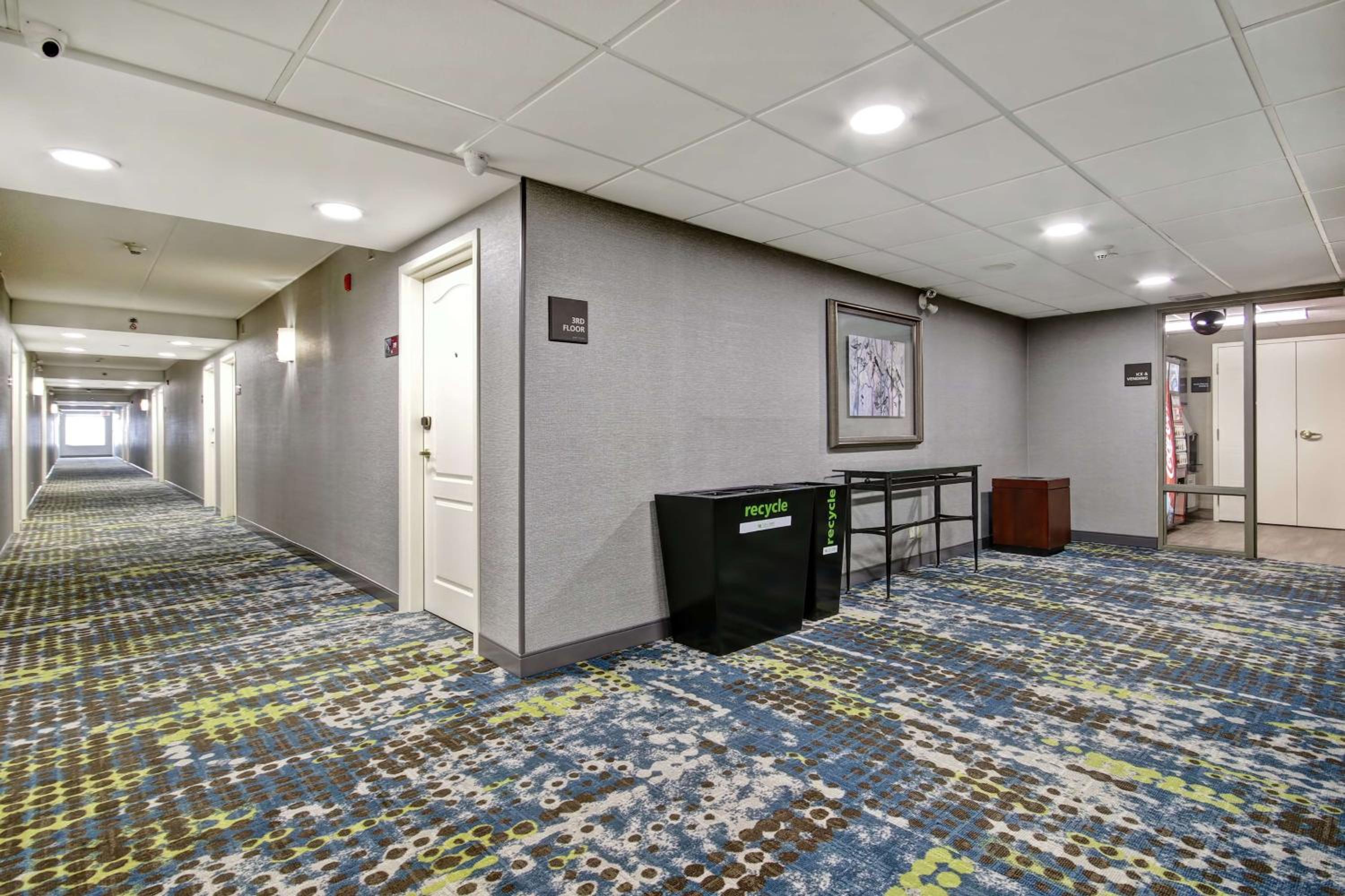 Guelph Vacations - Hampton Inn Suites Guelph - Property Image 42