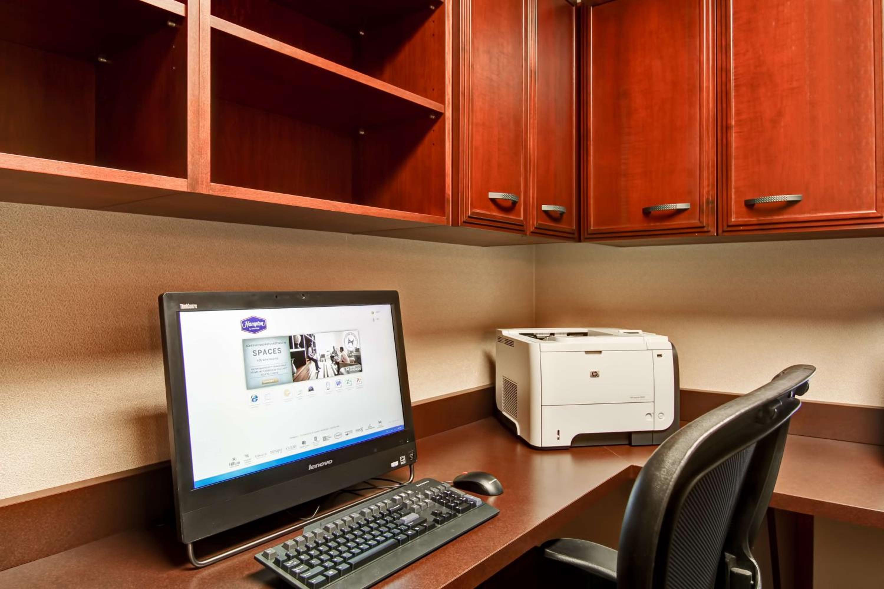 Guelph Vacations - Hampton Inn Suites Guelph - Property Image 47