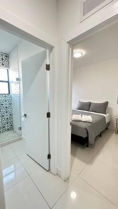 Stanza Hearth of Miami Design District and Wynwood, Parking, Laundry, Workstation, Fully equipped Apts, 24/7 Guest support #6