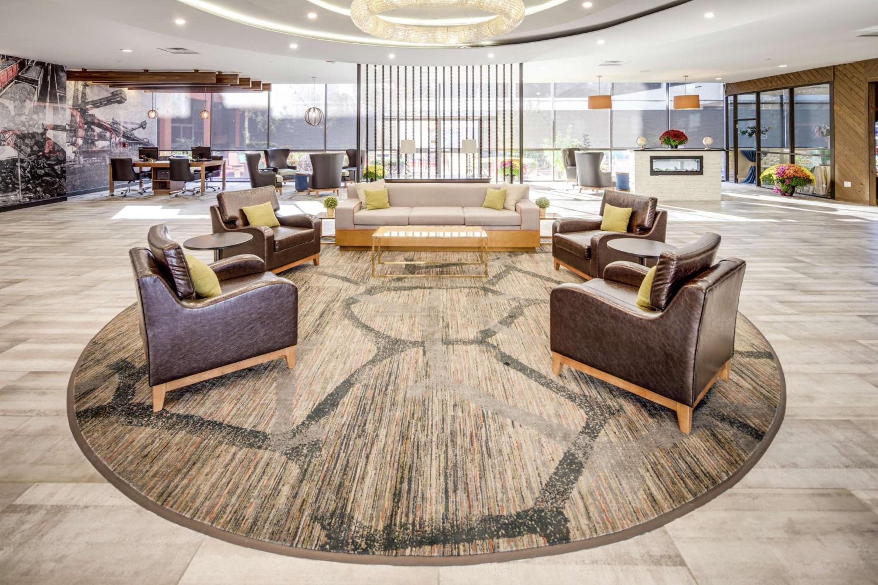 DoubleTree by Hilton Huntington, WV view 4