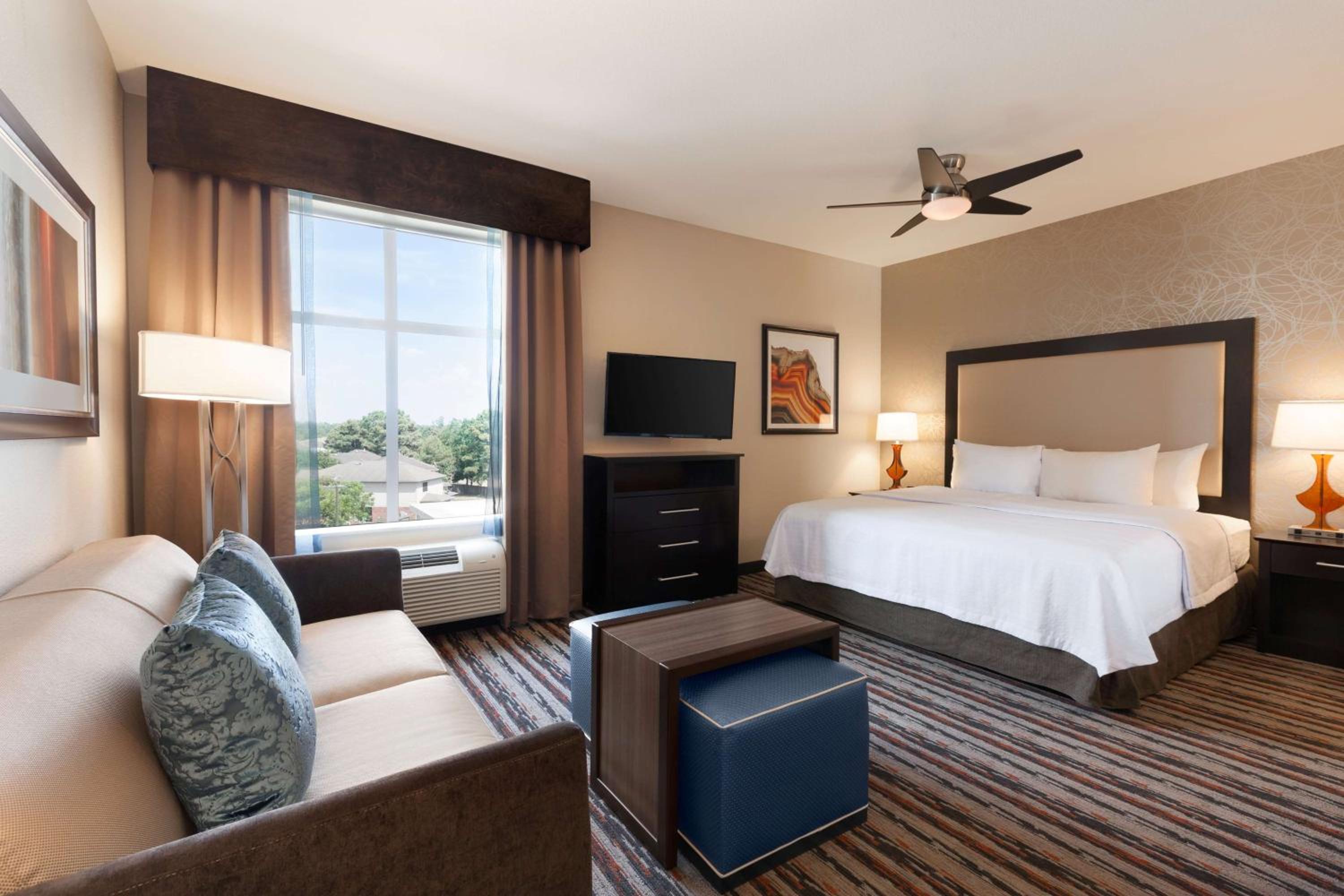 Homewood Suites by Hilton North Houston/Spring - Property Image 13