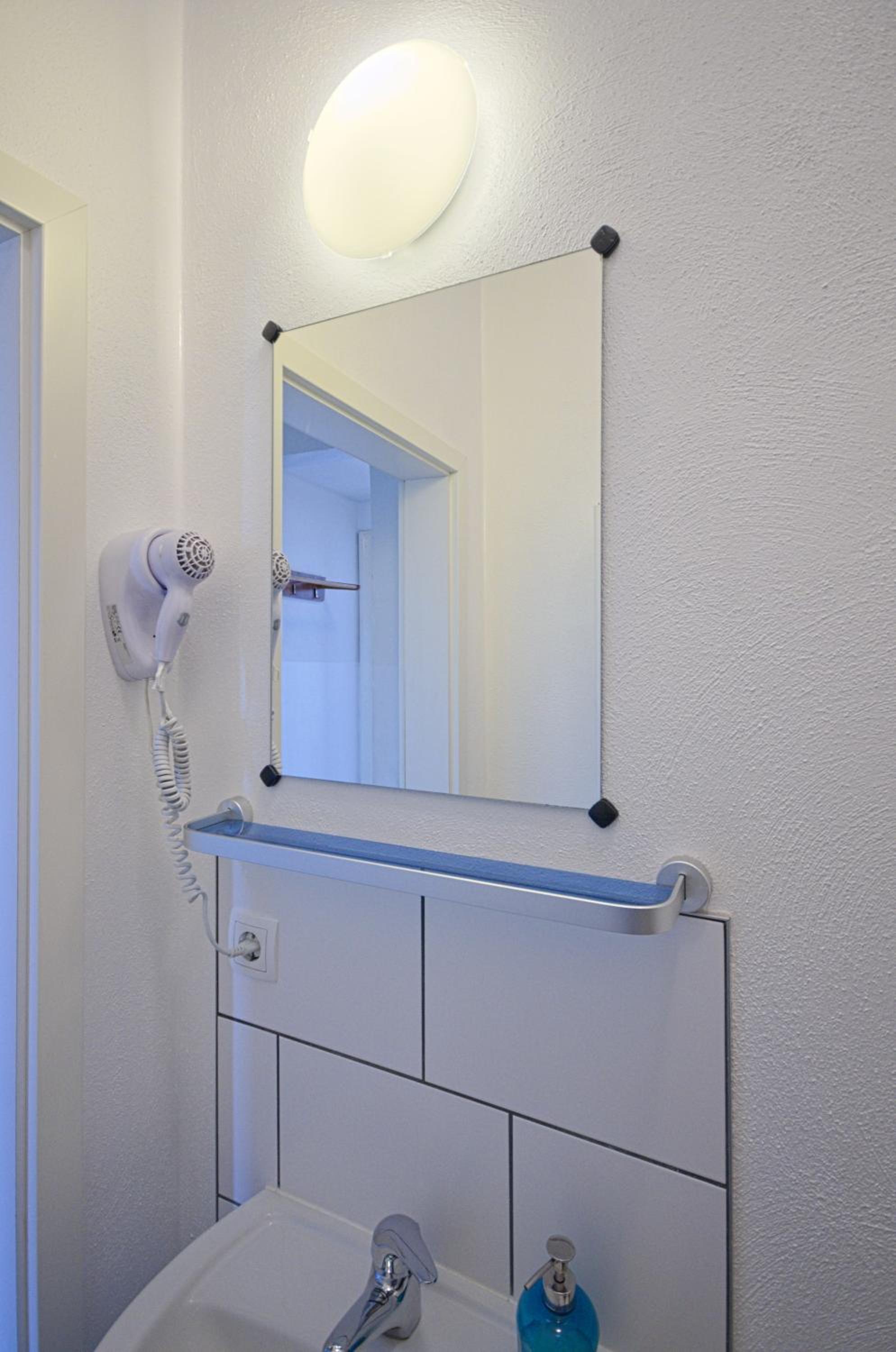 2 Bedroom Apartment (ABEMI)