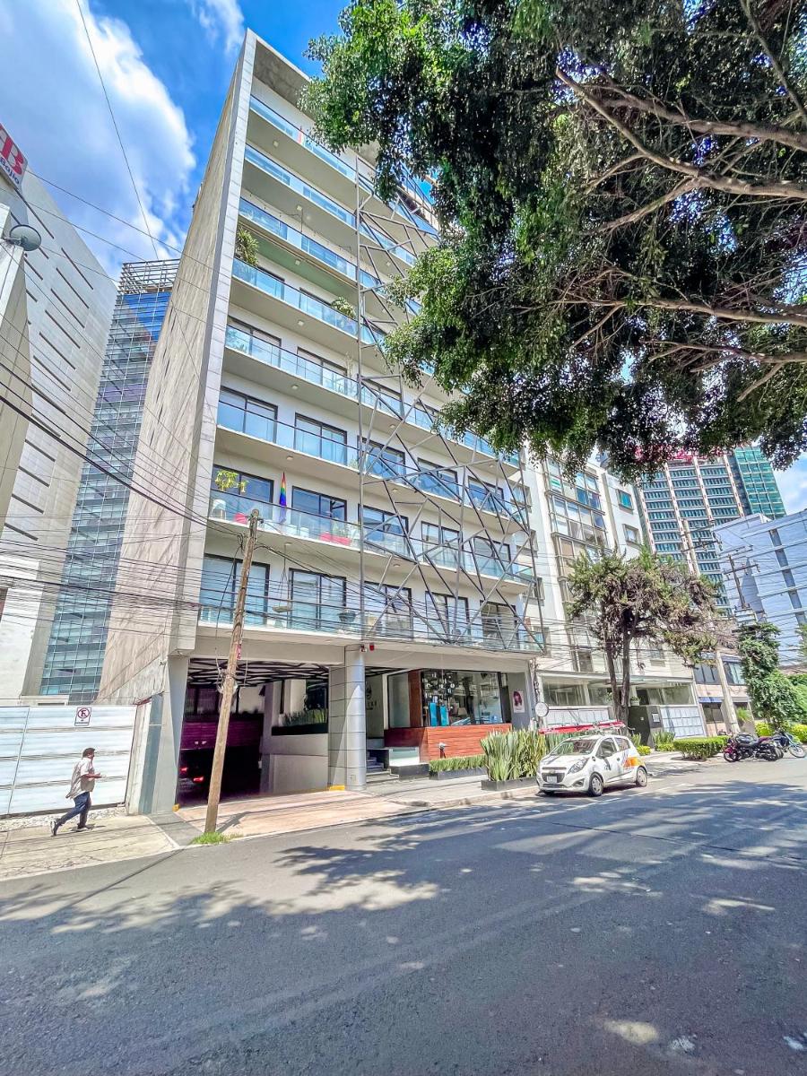 Hotel Mi Zona Lodging Nápoles - Image 1