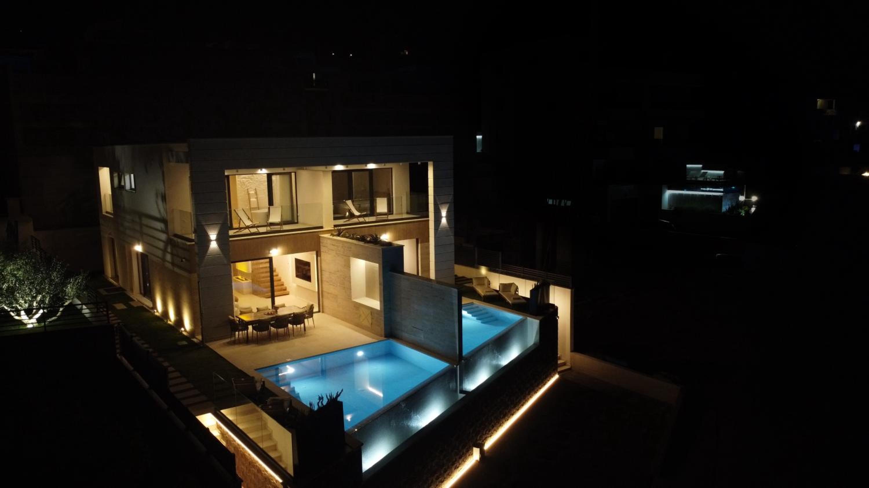 Villa Rosemary West - Heated Infinity Swimming Pool - Jacuzzi - Sea View