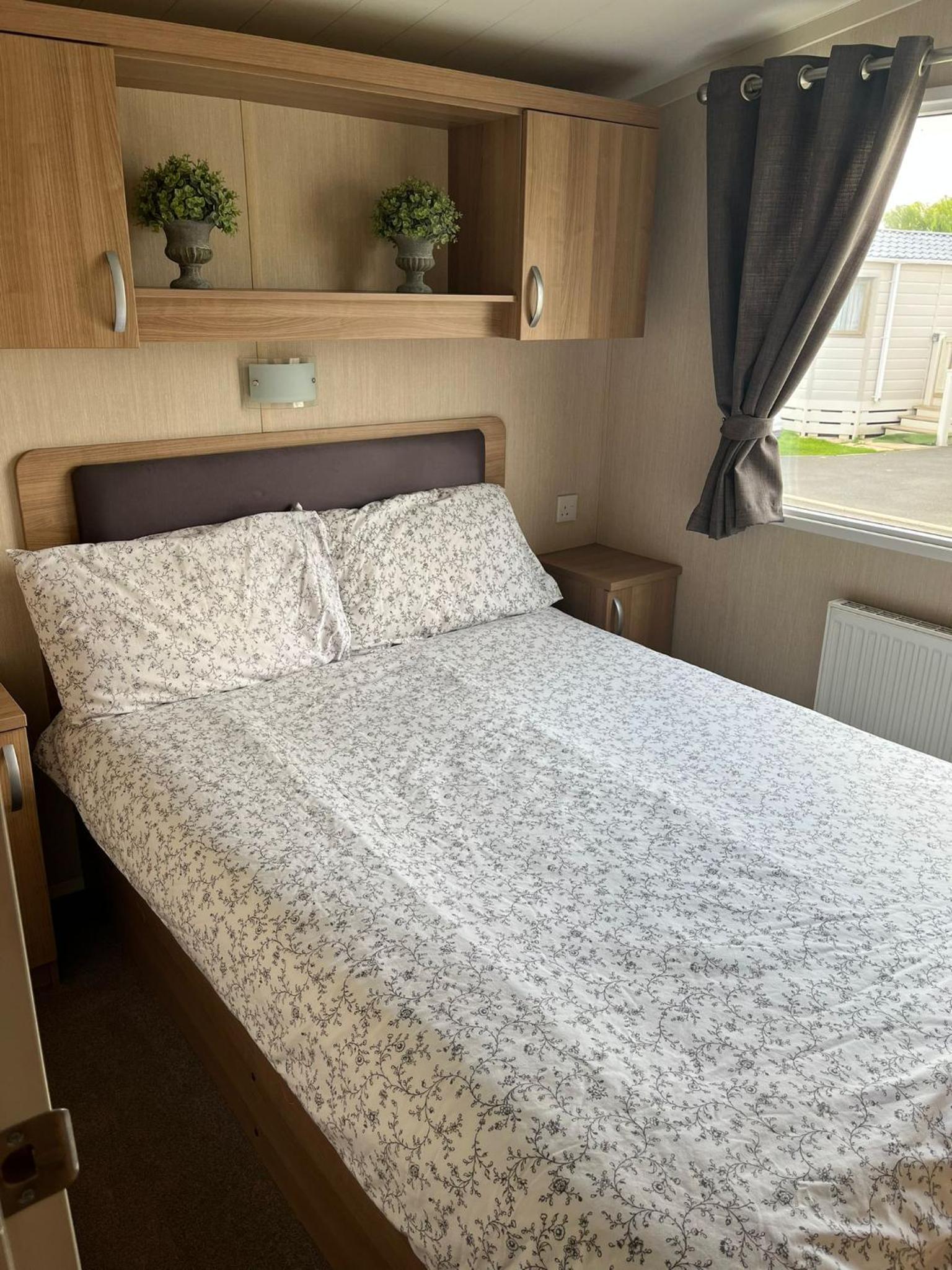 The Luxury break Sleeps 6 at Kingfisher Court South facing view 4