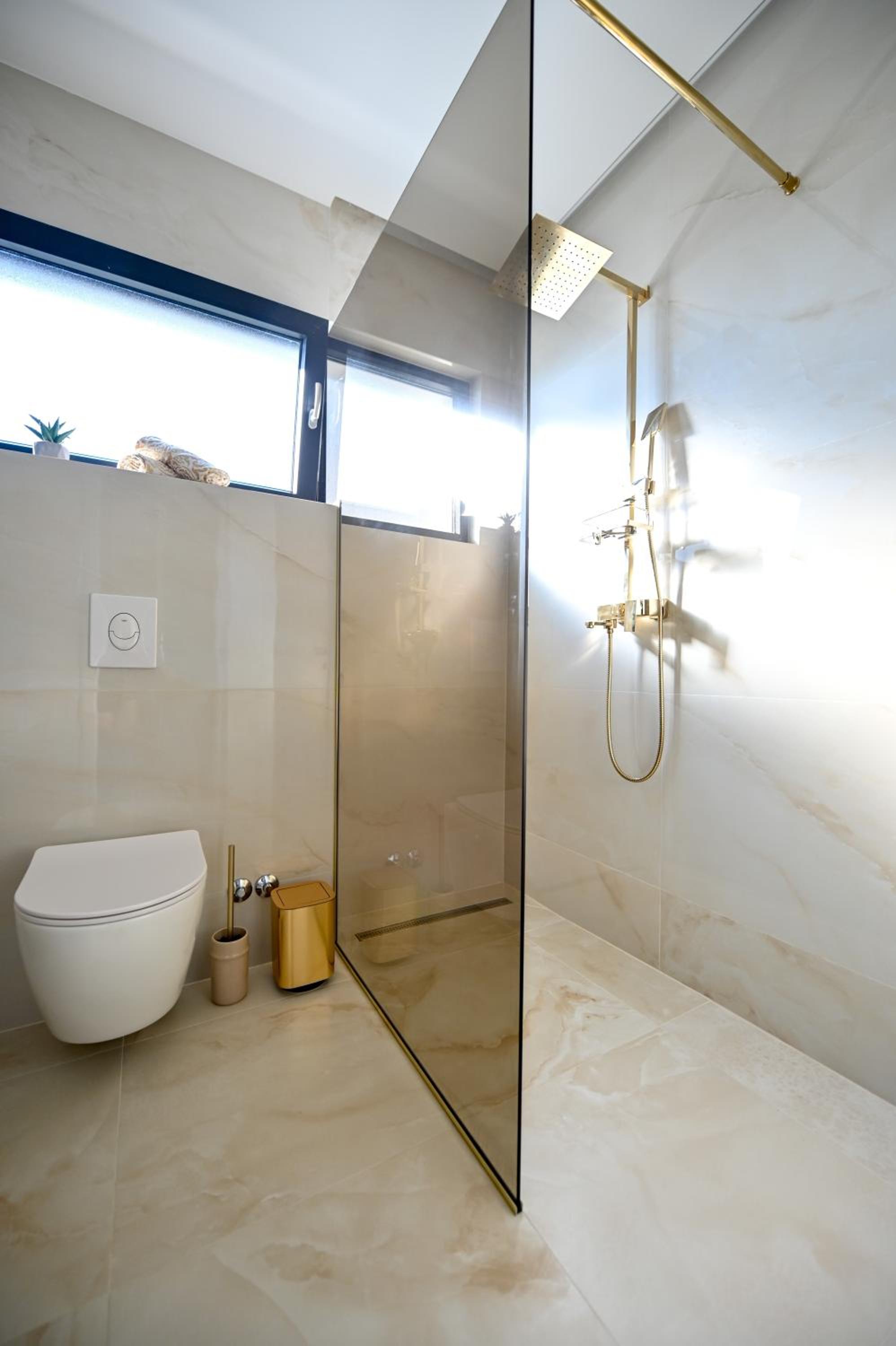 Villa Rosemary West - Heated Infinity Swimming Pool - Jacuzzi - Sea View