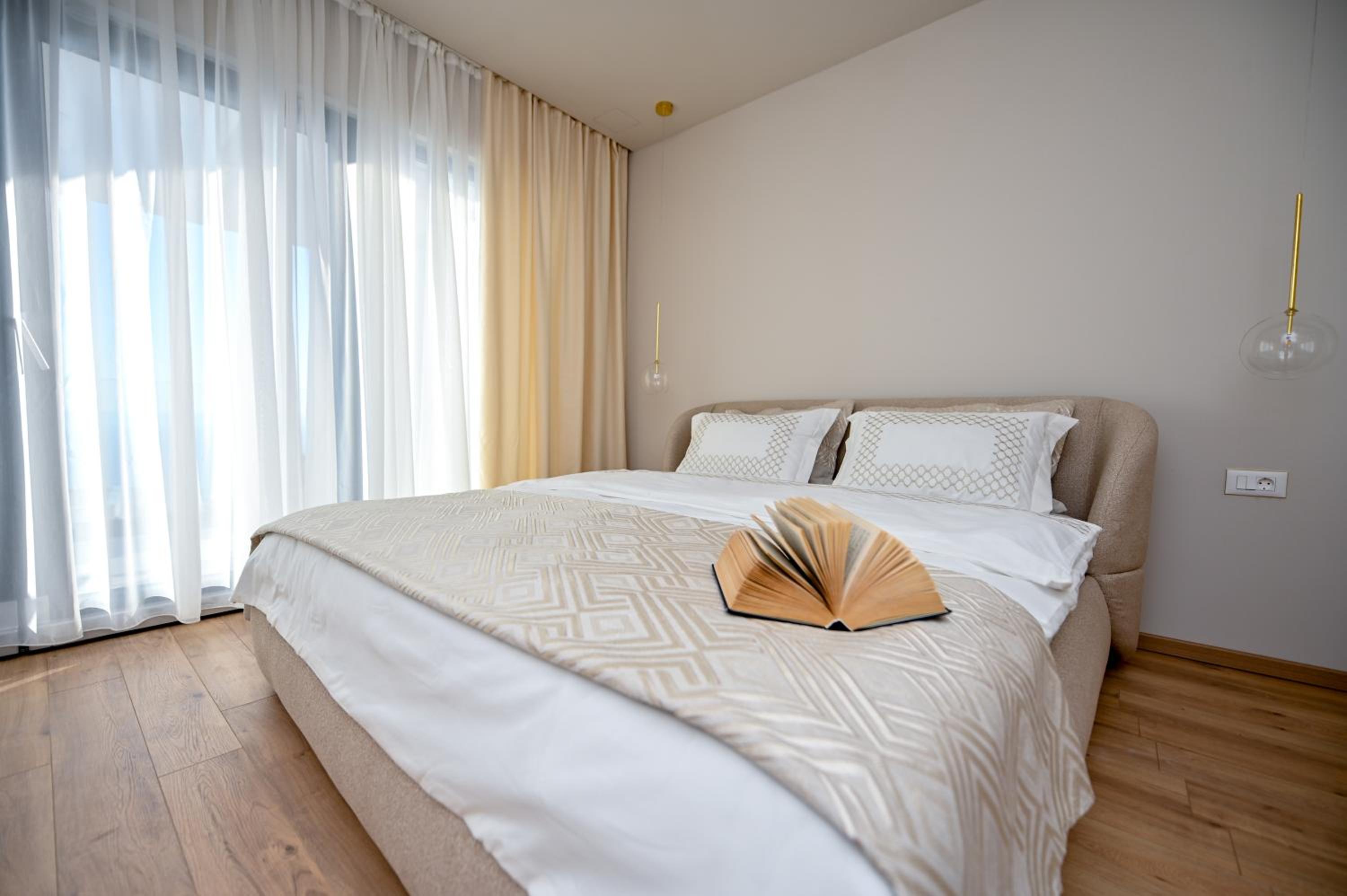 Villa Rosemary West - Heated Infinity Swimming Pool - Jacuzzi - Sea View