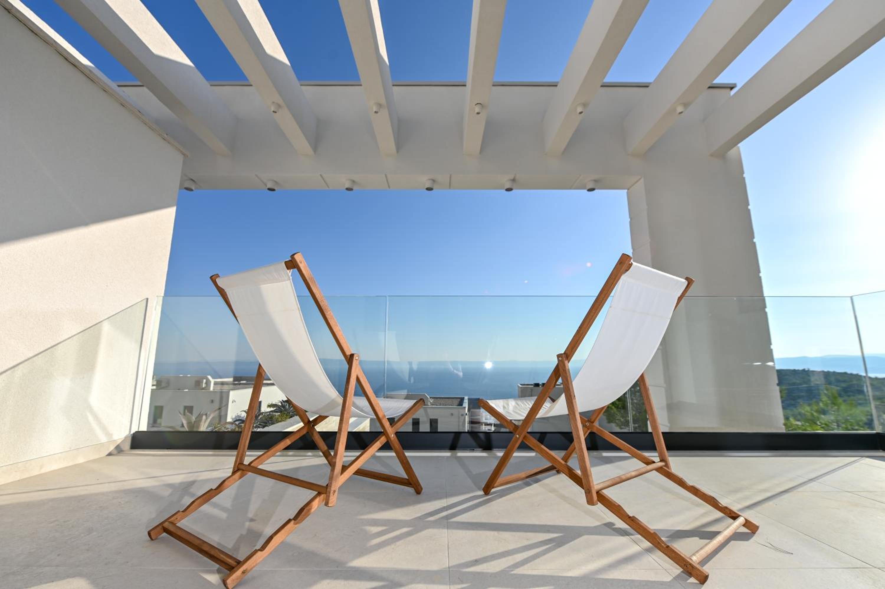 Villa Rosemary West - Heated Infinity Swimming Pool - Jacuzzi - Sea View