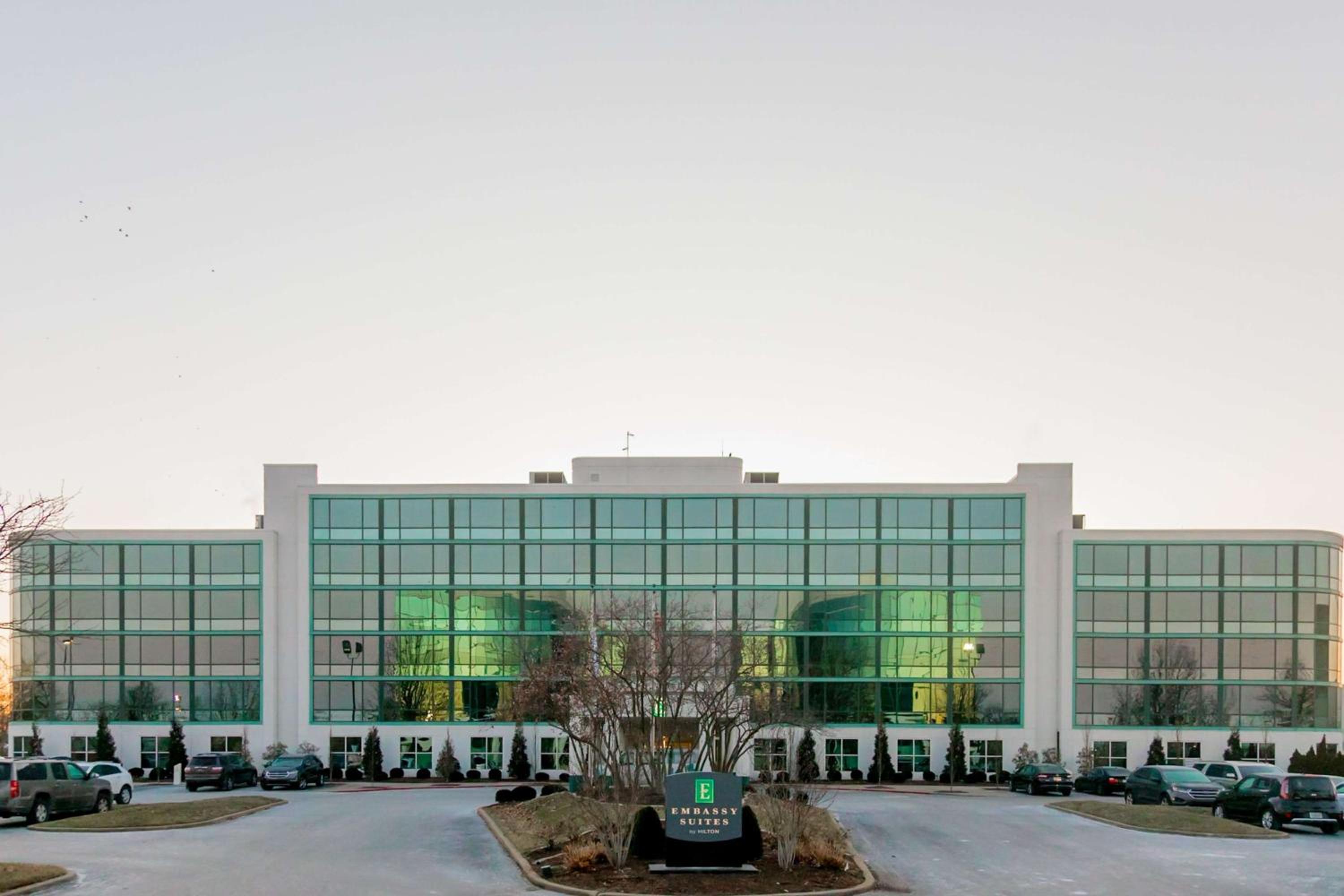 Richmond Vacations - Embassy Suites by Hilton Lexington Green - Property Image 1