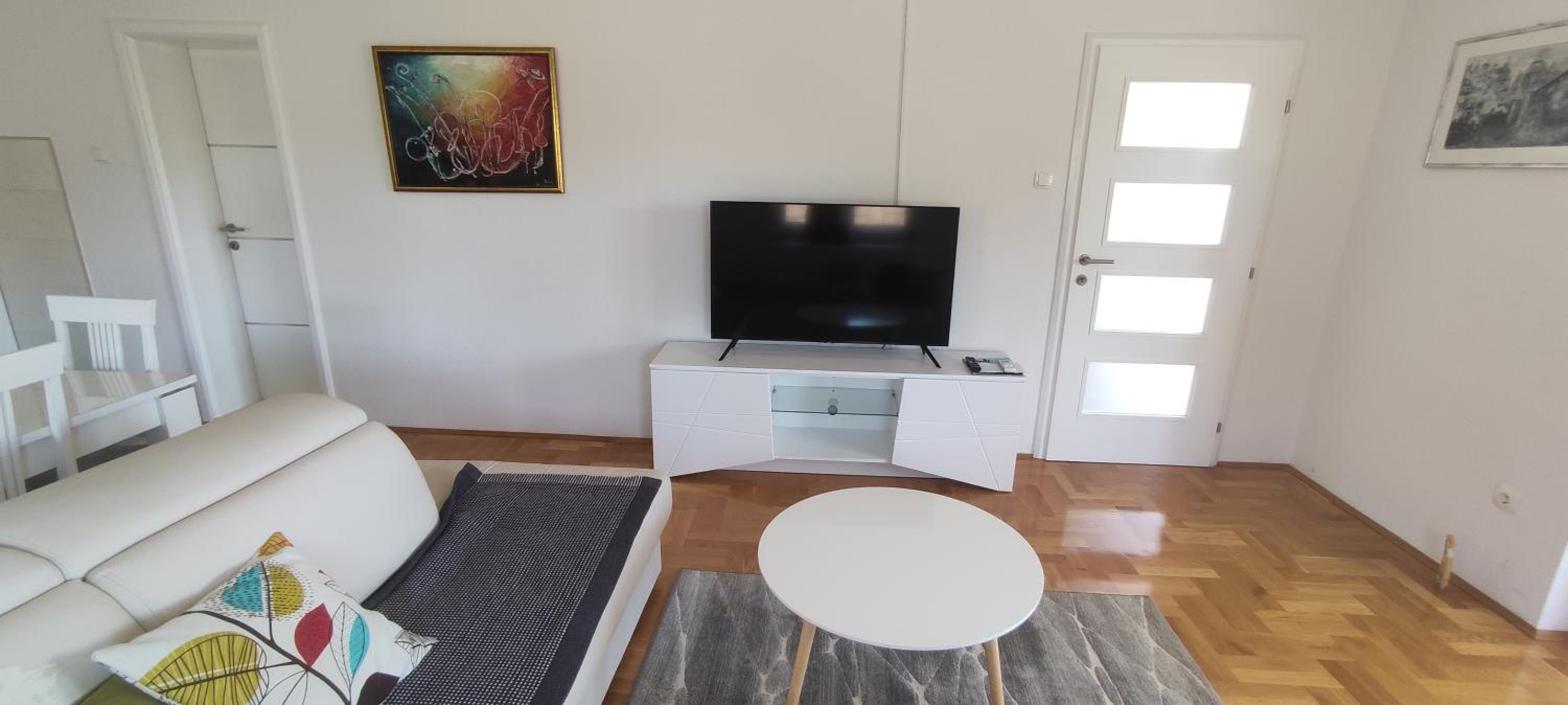 Sun garden apartment